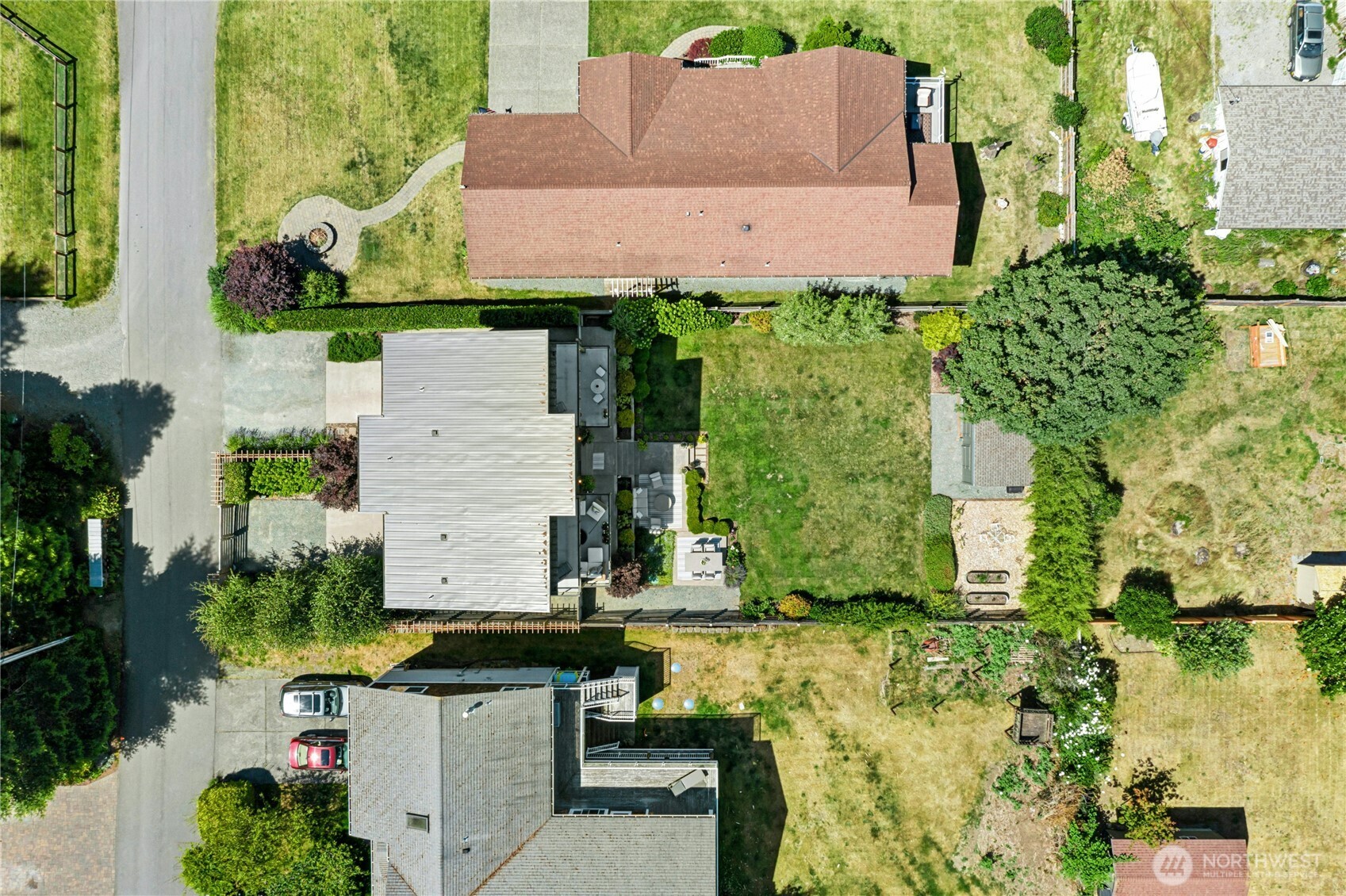 1447 Elm Place Property Photo 35