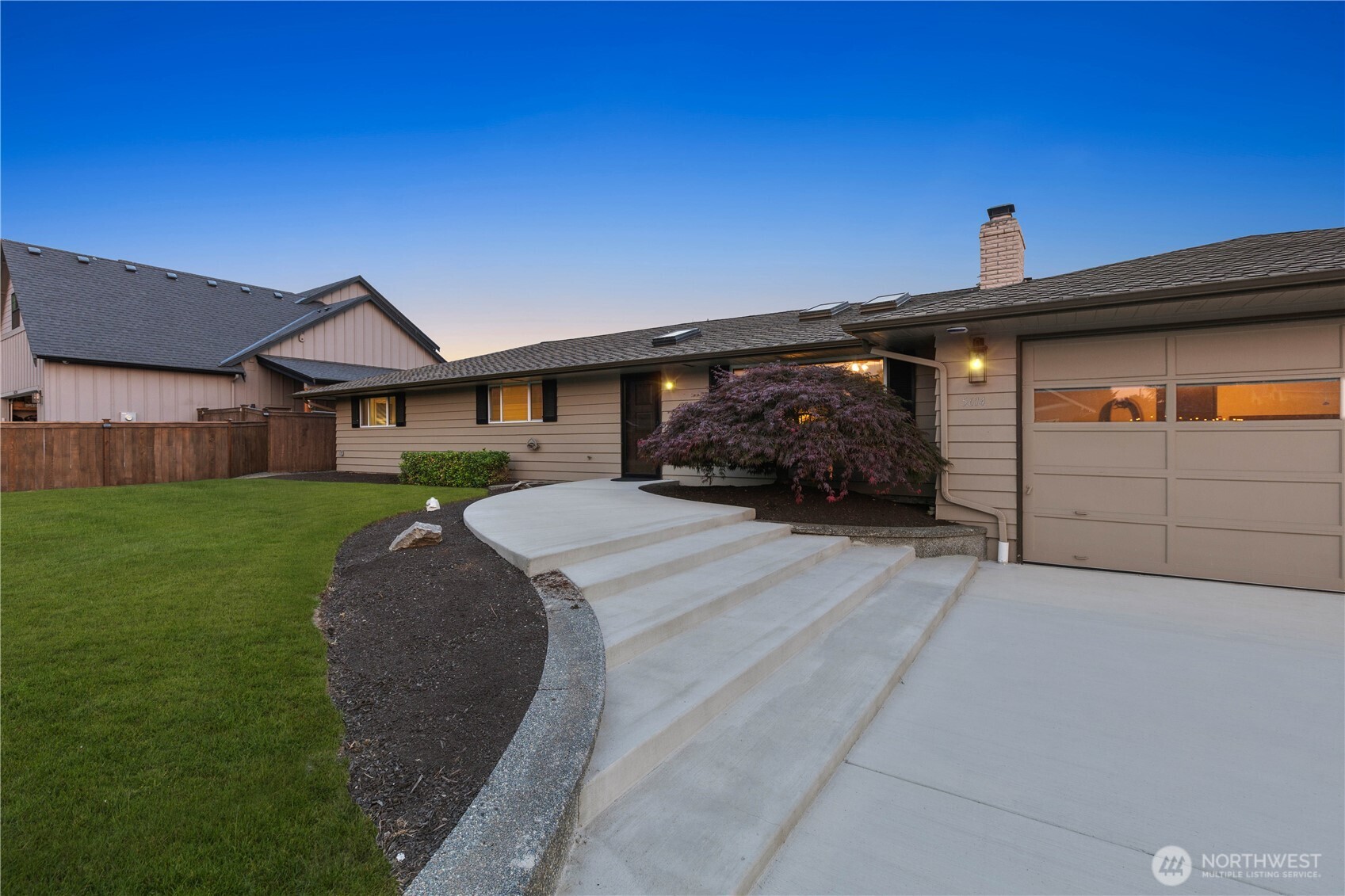 5614 66th Place Property Photo 5