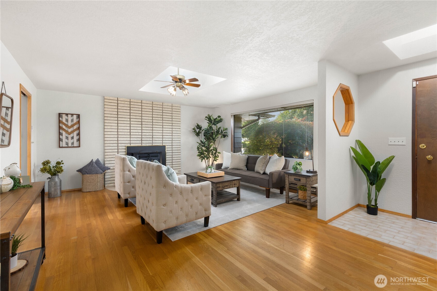 5614 66th Place Property Photo 7