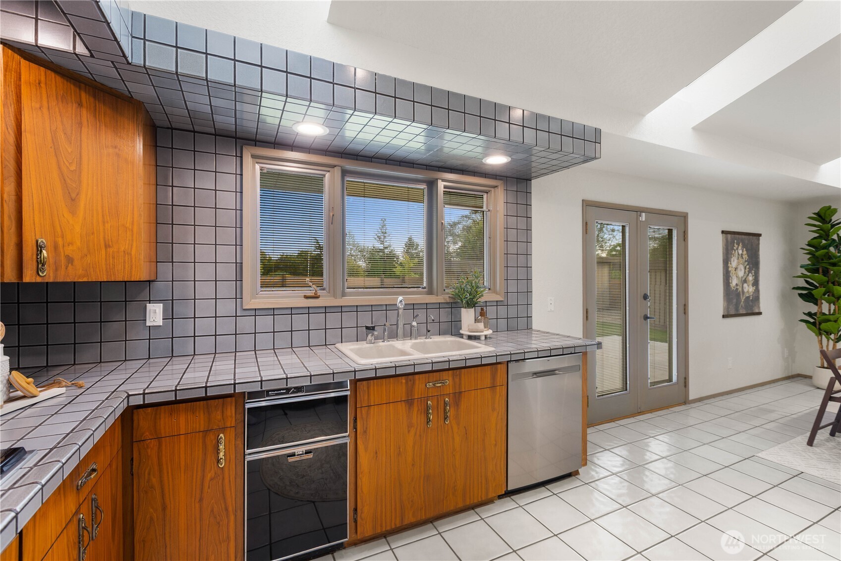 5614 66th Place Property Photo 16