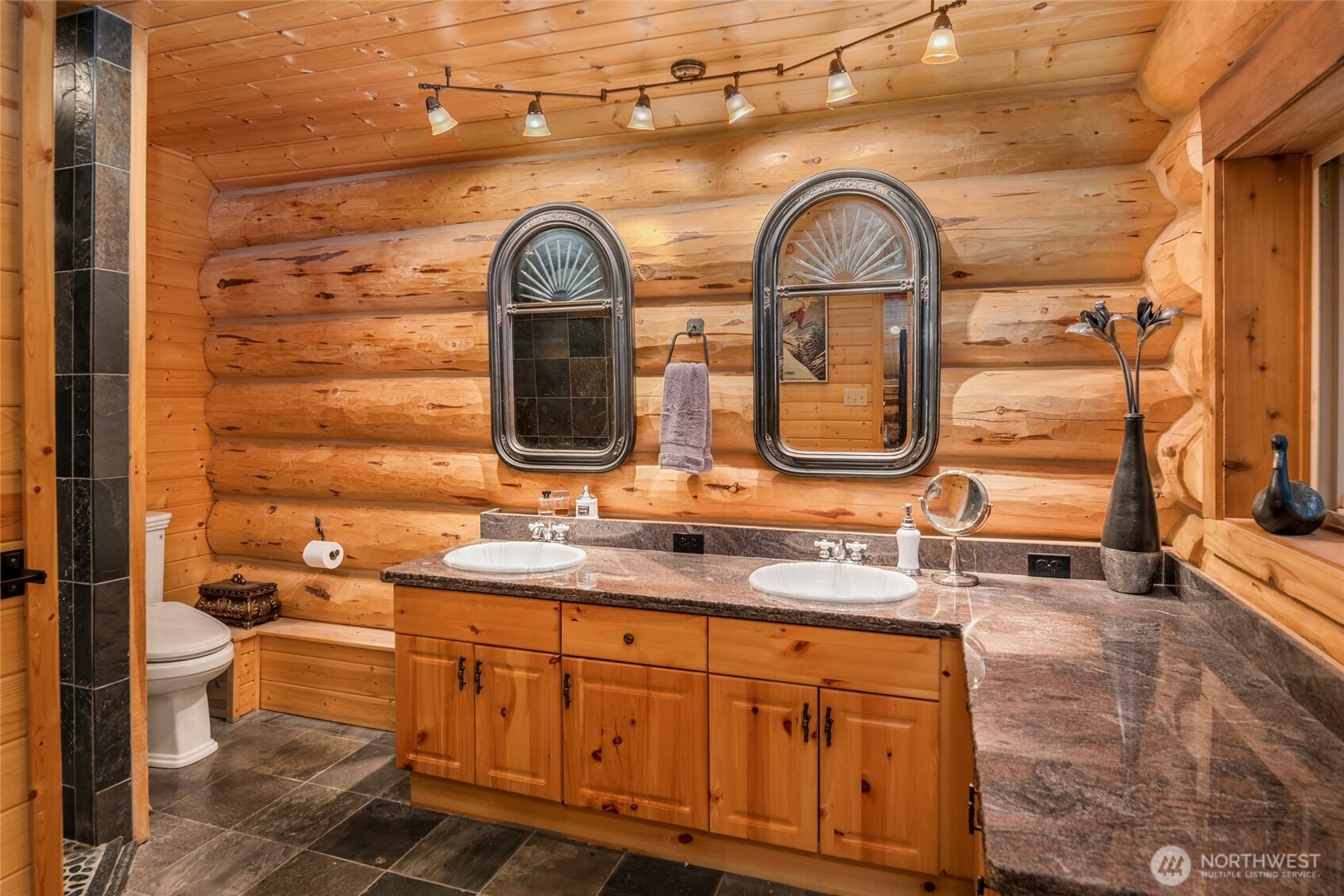 4422 Kachess Lake Road Property Photo 11