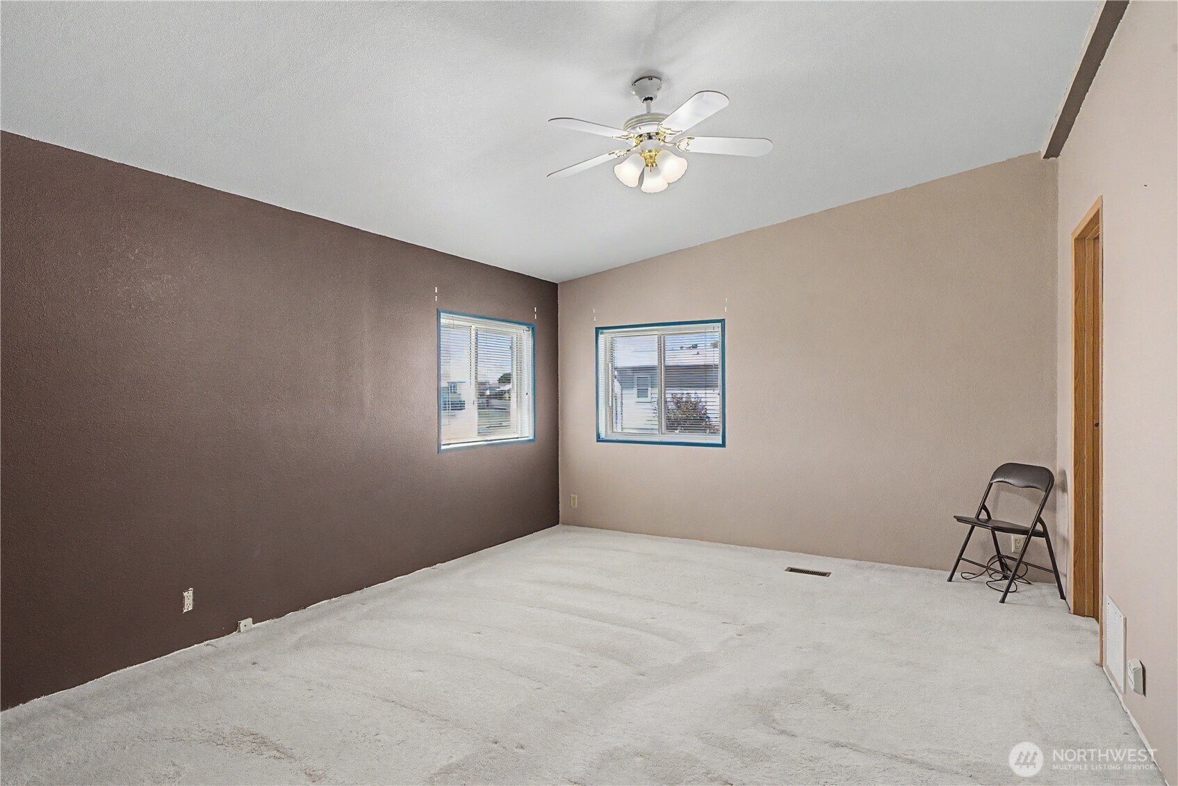2240 W Broadway Avenue 251 Property Photo 22