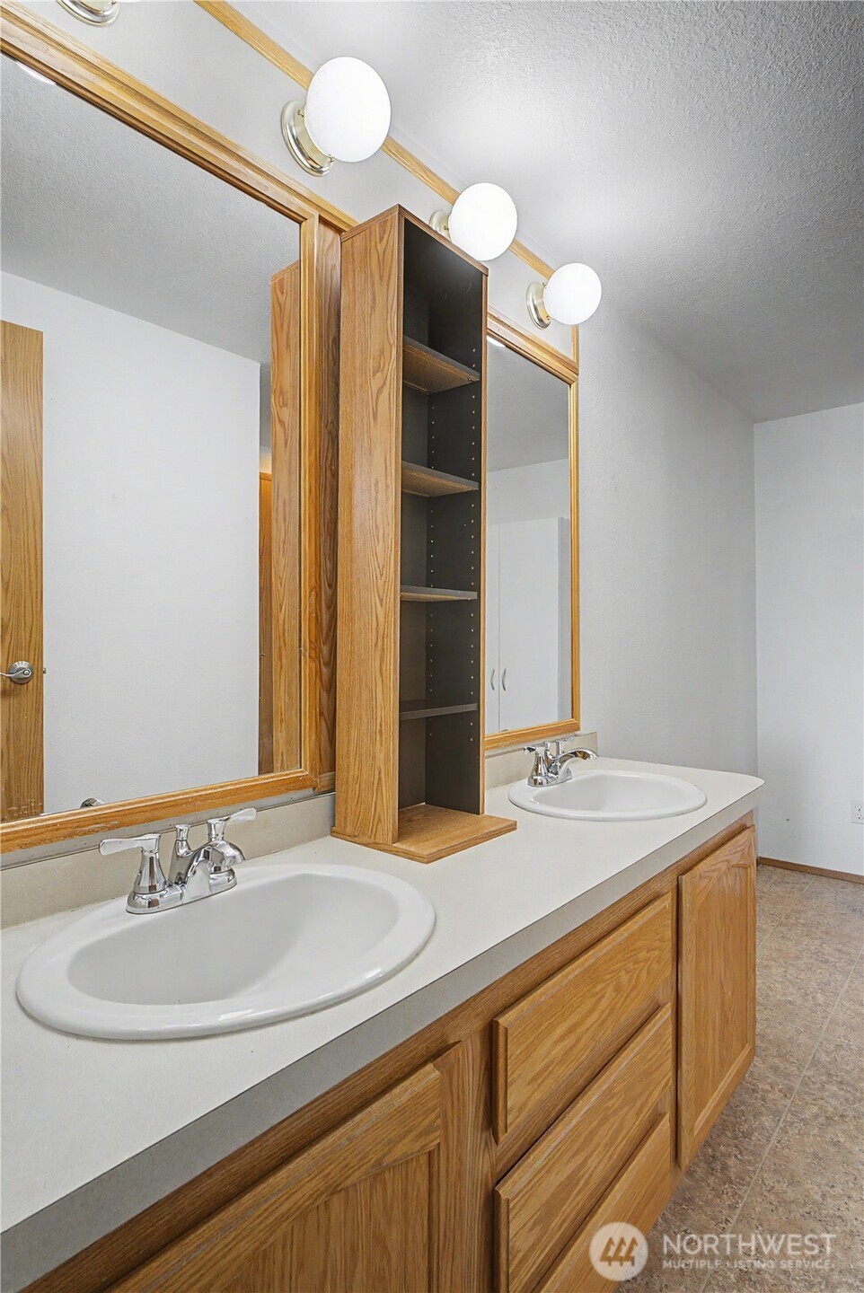 2240 W Broadway Avenue 251 Property Photo 24