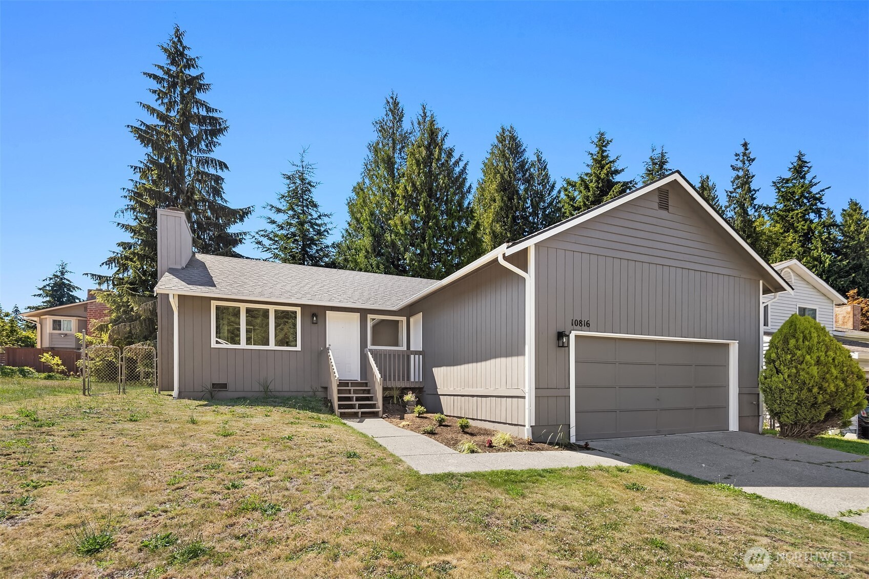 10816 10th Drive Property Photo 1