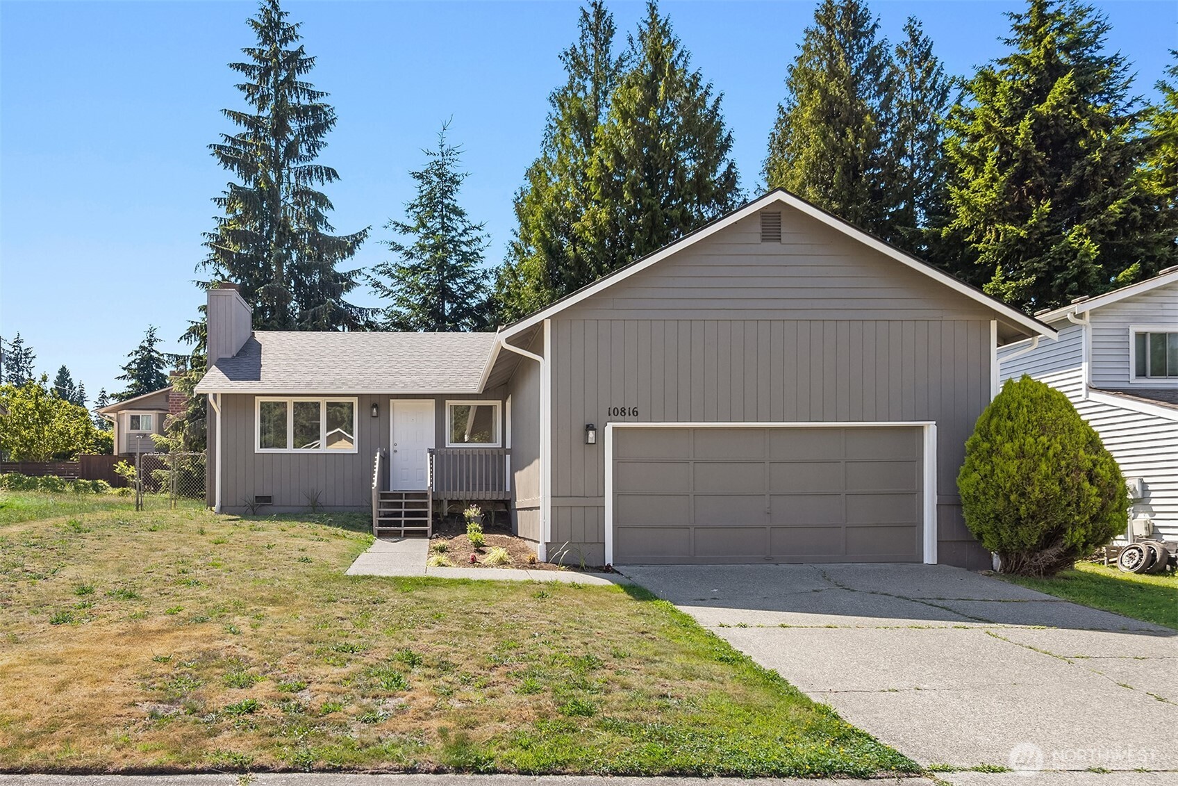 10816 10th Drive Property Photo 2