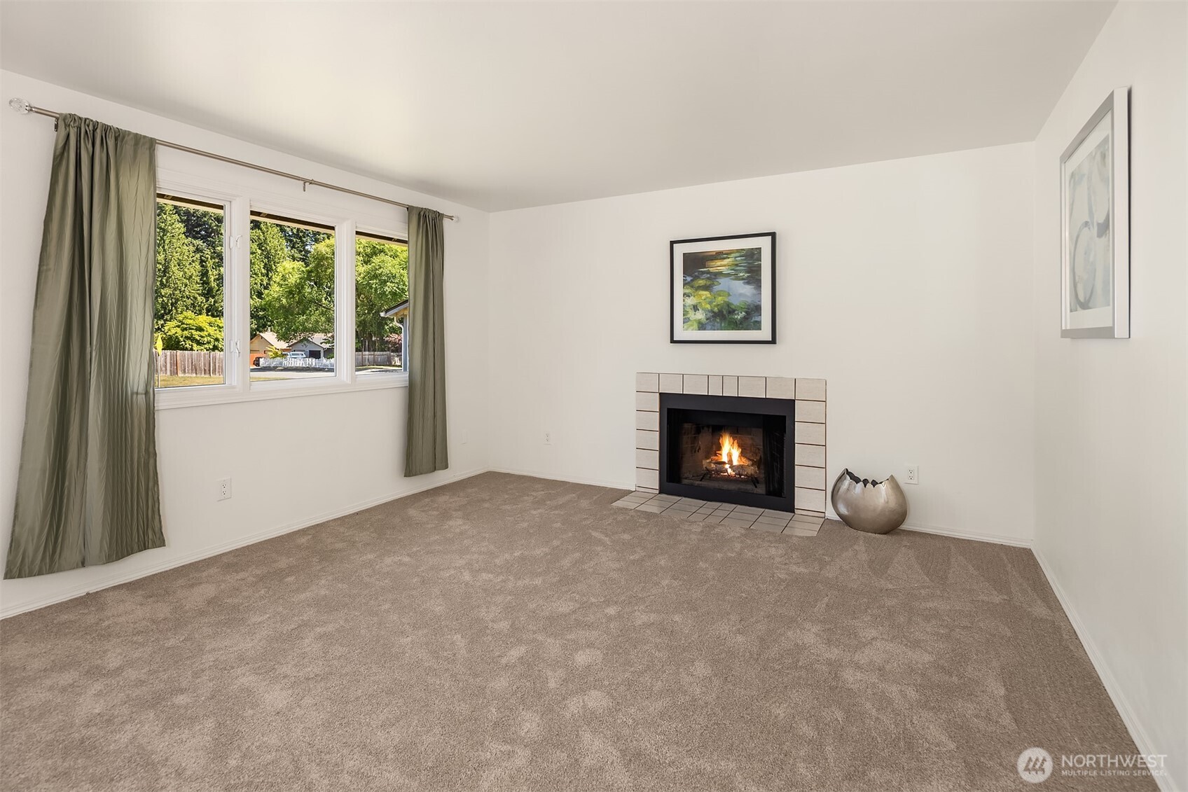 10816 10th Drive Property Photo 4