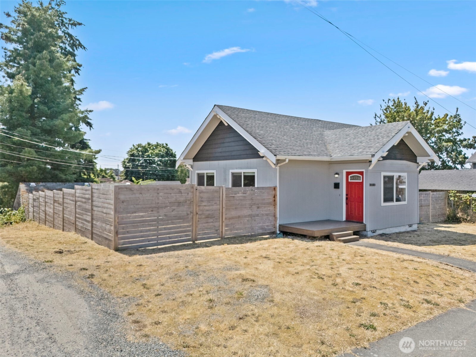 3020 S 54th Street Property Photo 4