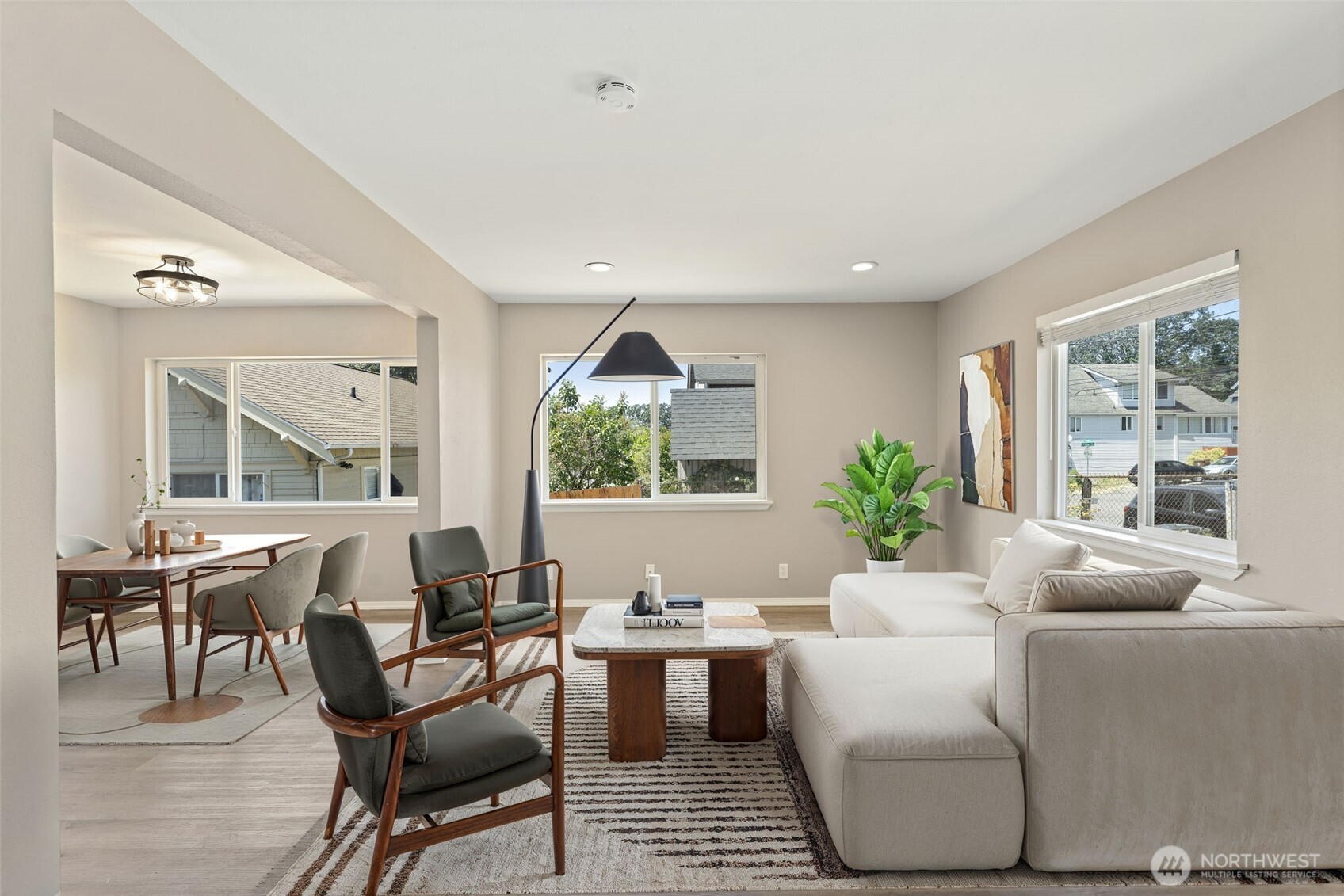 3020 S 54th Street Property Photo 6