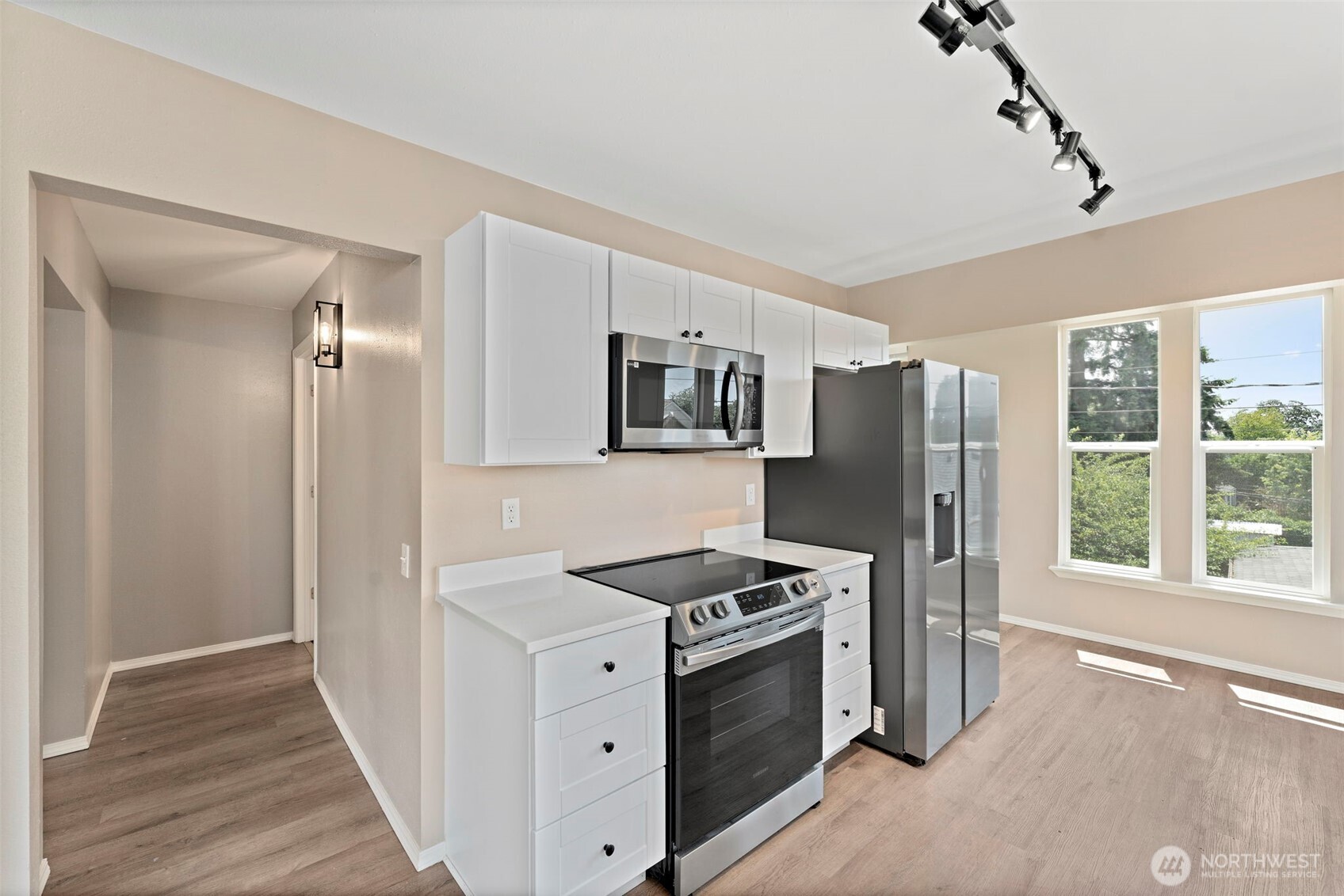 3020 S 54th Street Property Photo 17