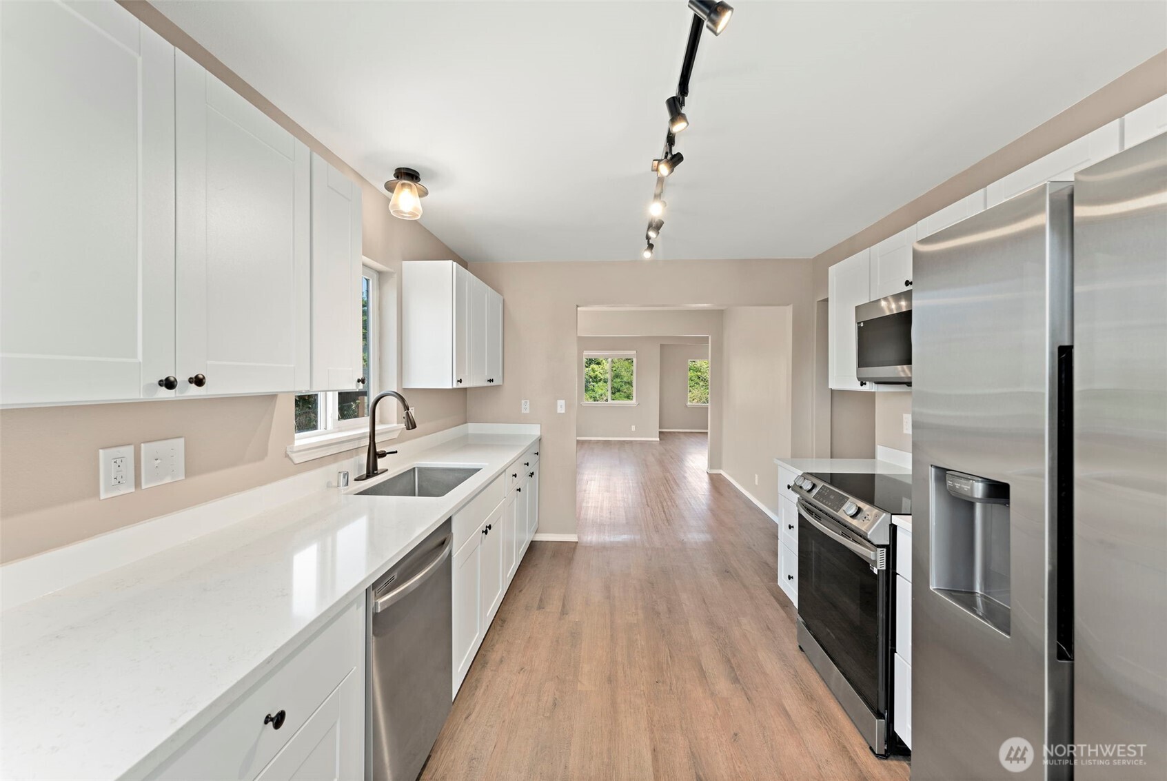 3020 S 54th Street Property Photo 19