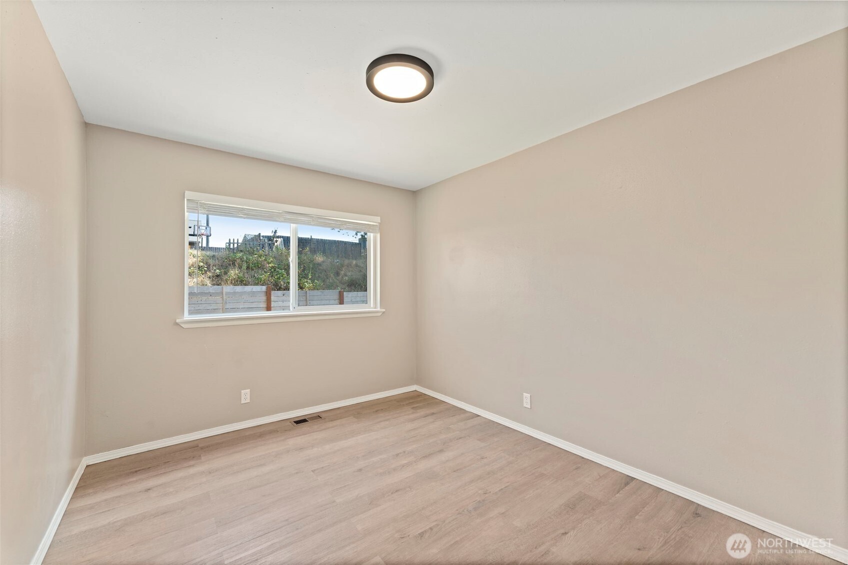 3020 S 54th Street Property Photo 23