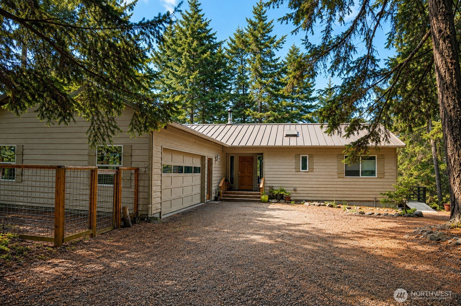 561 Discovery Way Property Photo 3