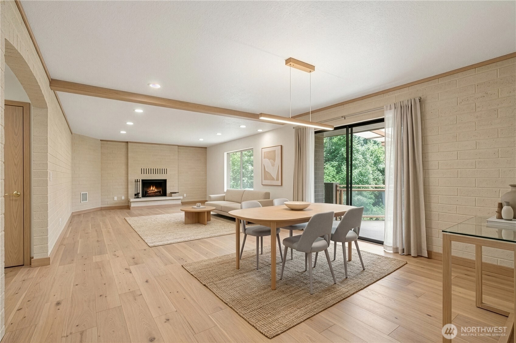 16058 36th Avenue Property Photo 8