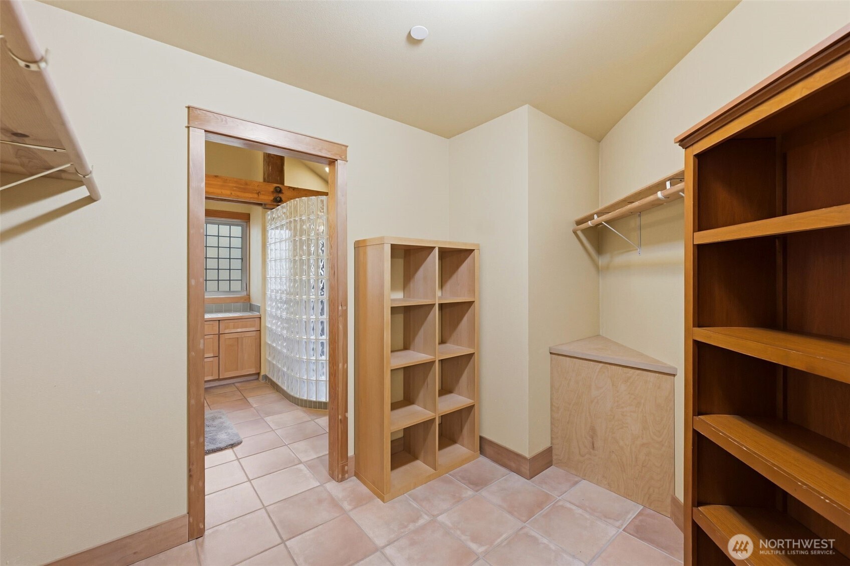 1303 38th Avenue Ct Property Photo 25