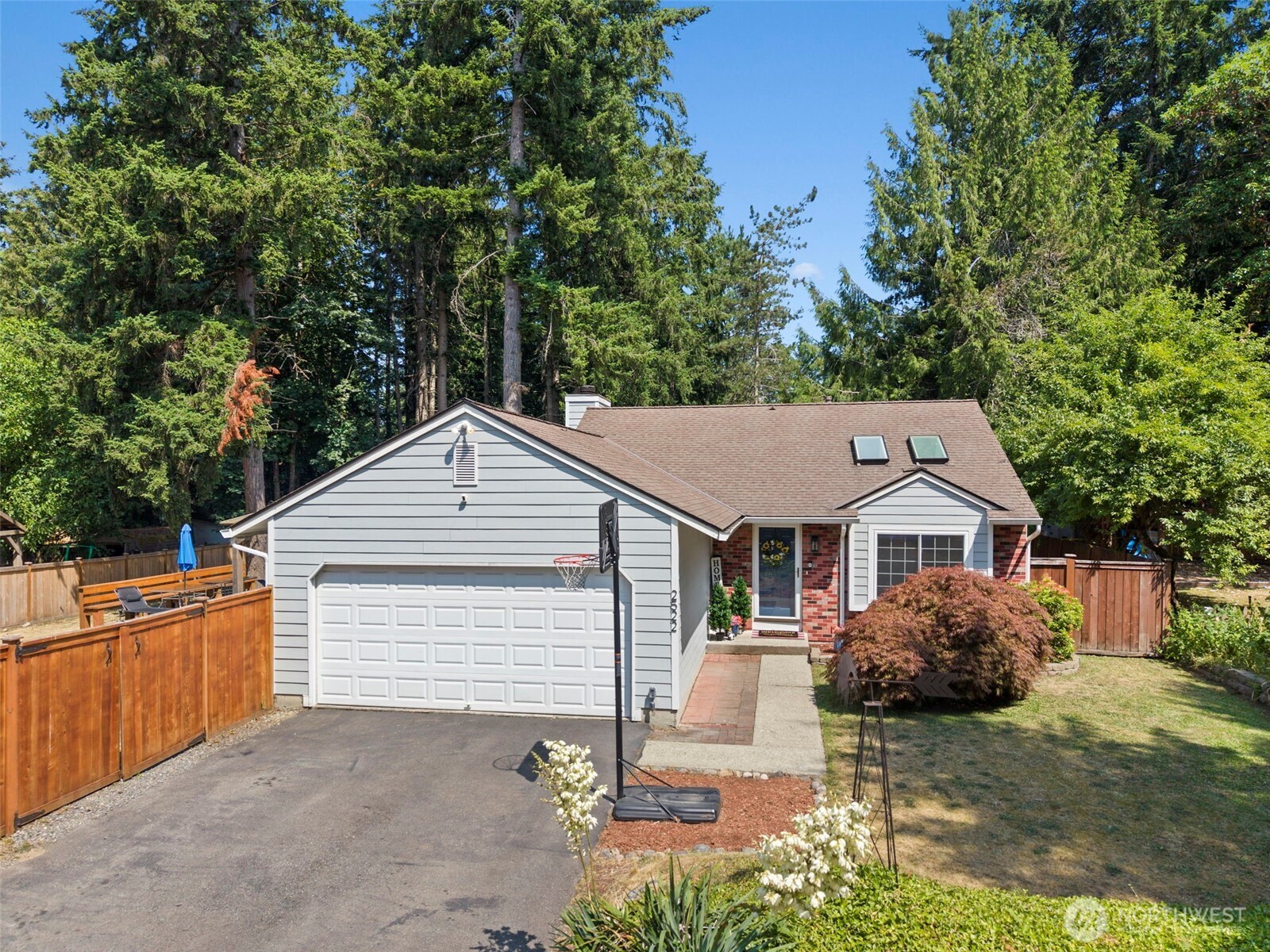 2522 230th Avenue Property Photo 5