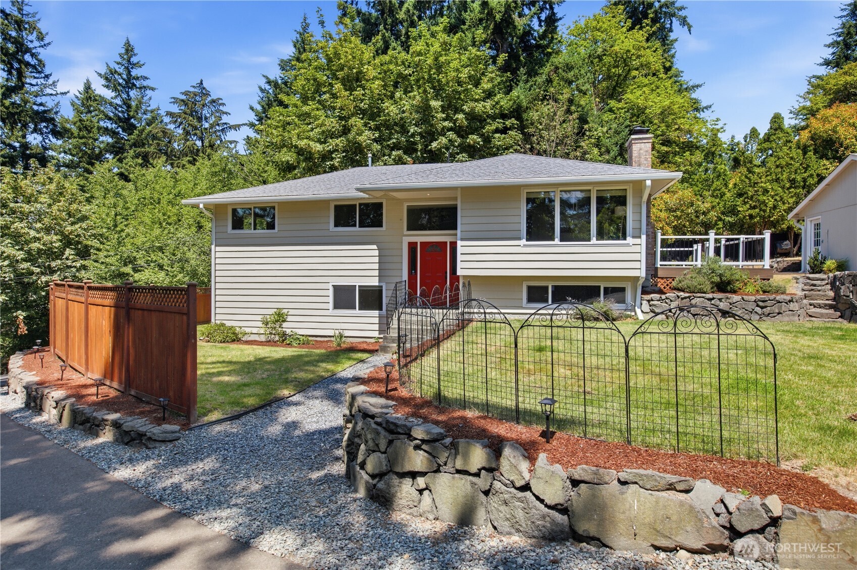 18415 9th Street Property Photo 6