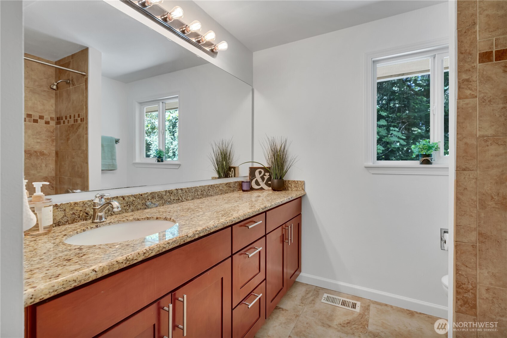 18415 9th Street Property Photo 24