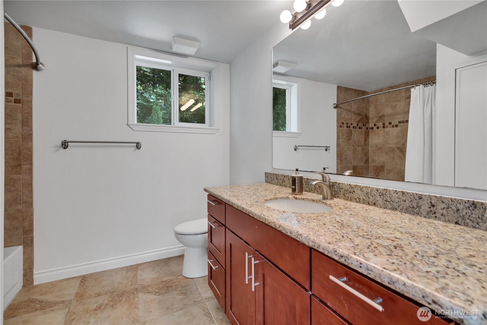 18415 9th Street Property Photo 28