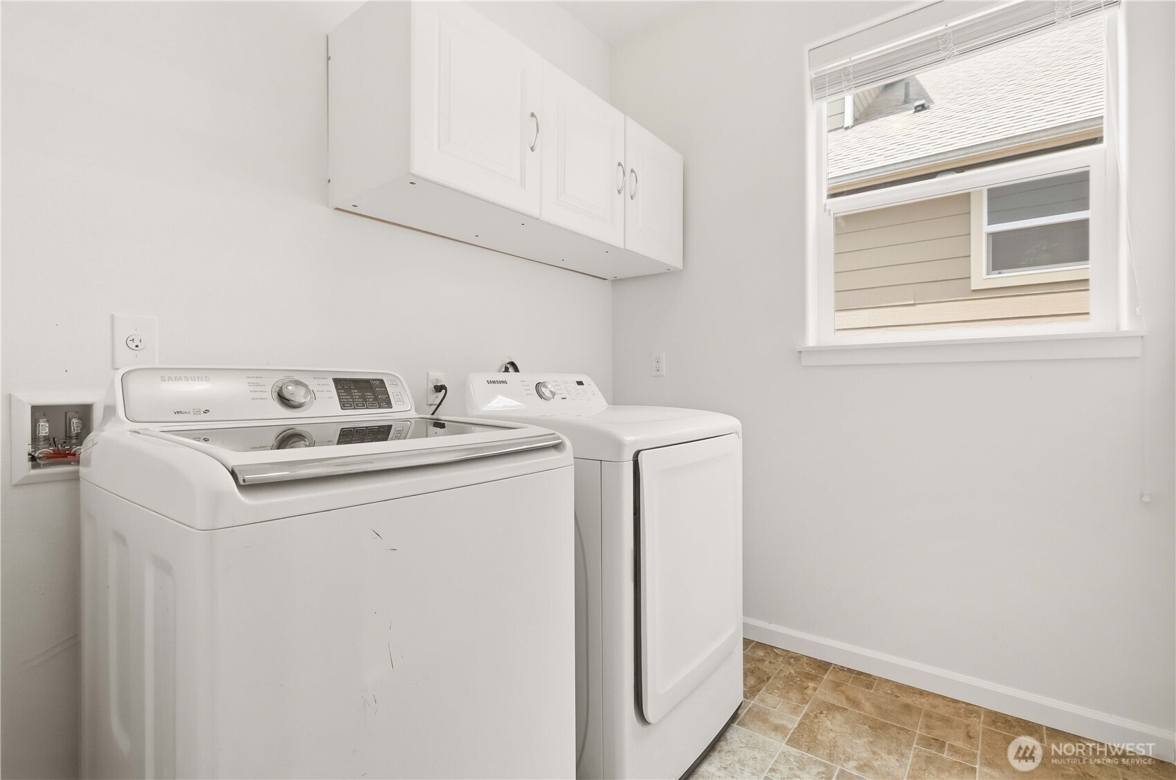 3008 Sw Berwick Drive Property Photo 10