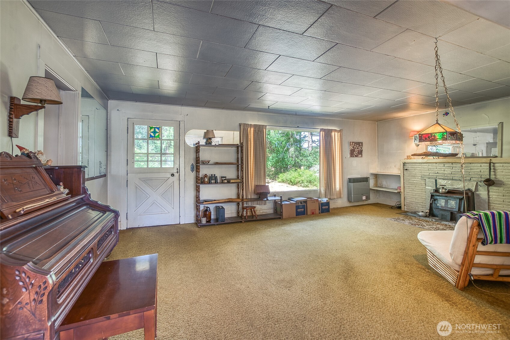 437 Nordstroms Lane Property Photo 4