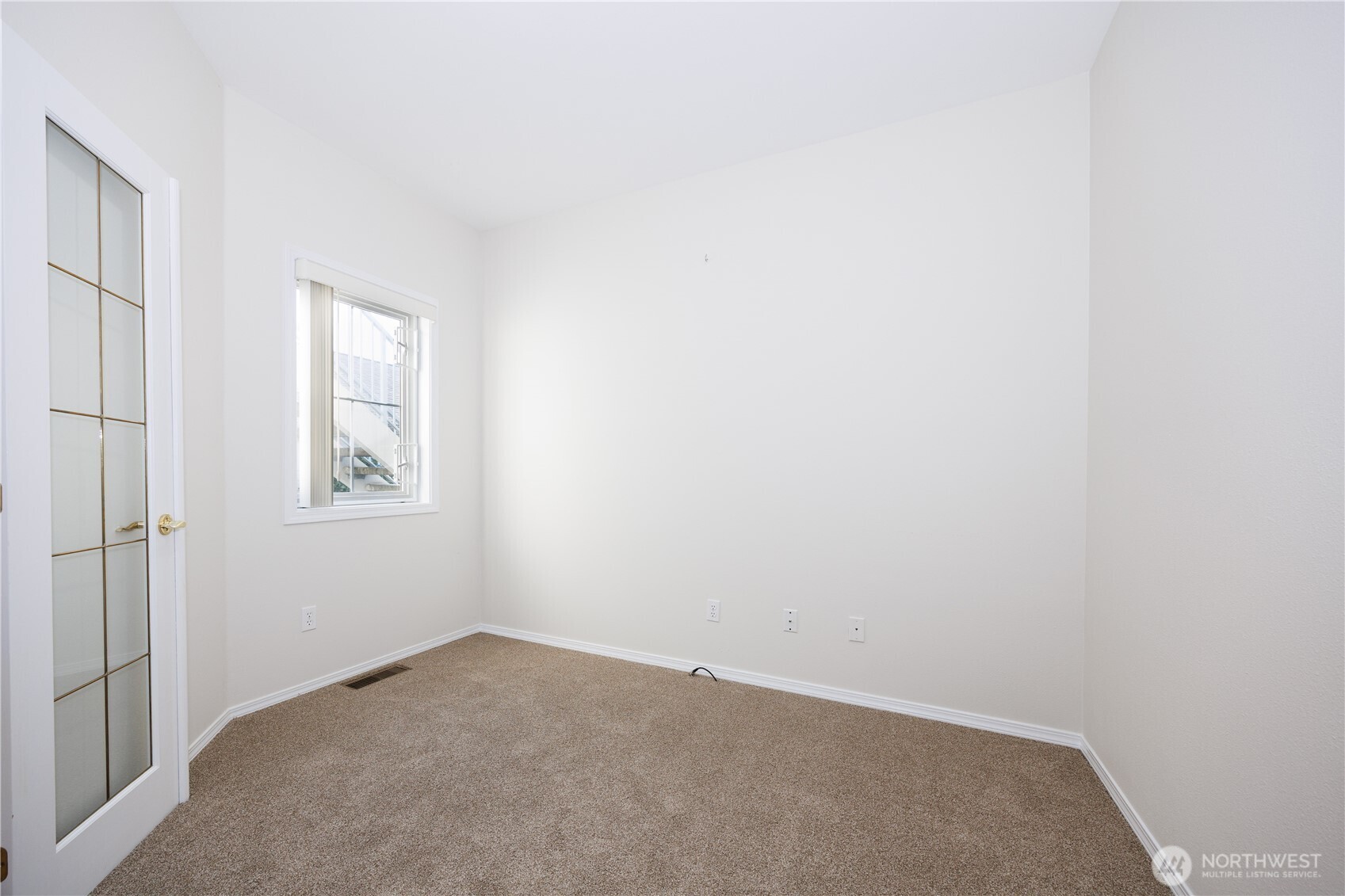 523 W Kellogg Road Property Photo 6