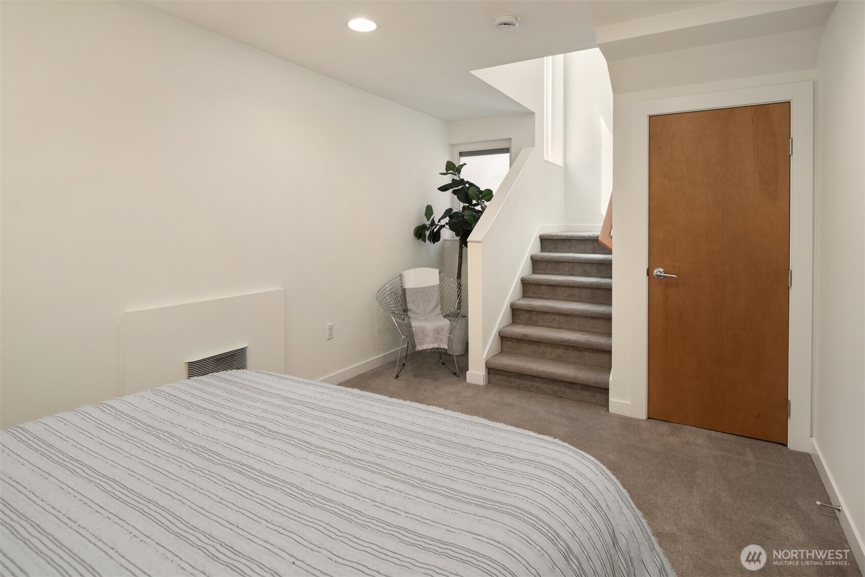 3924 Linden Avenue E Property Photo 10