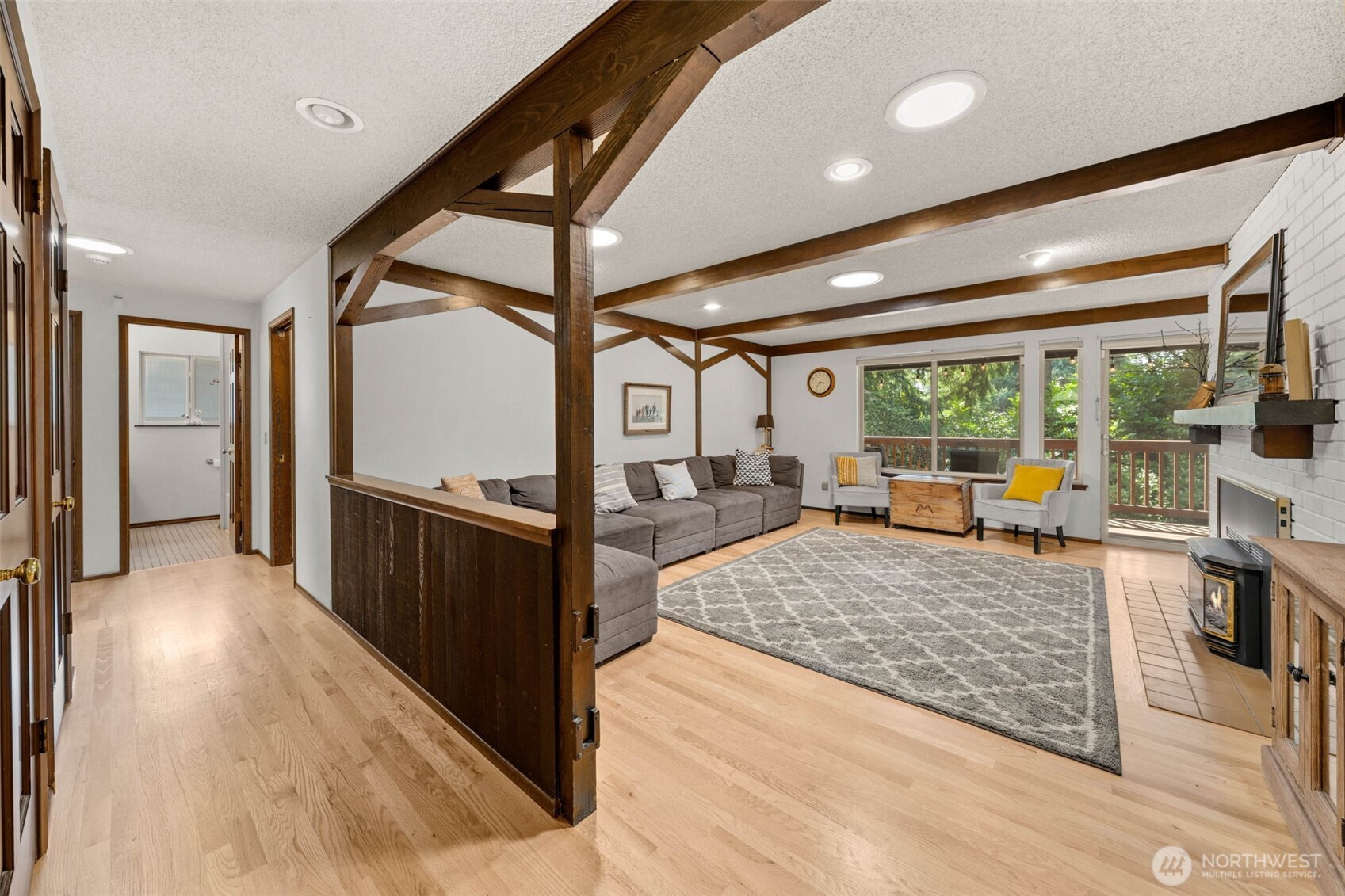 1550 Weathervane Drive Property Photo 3