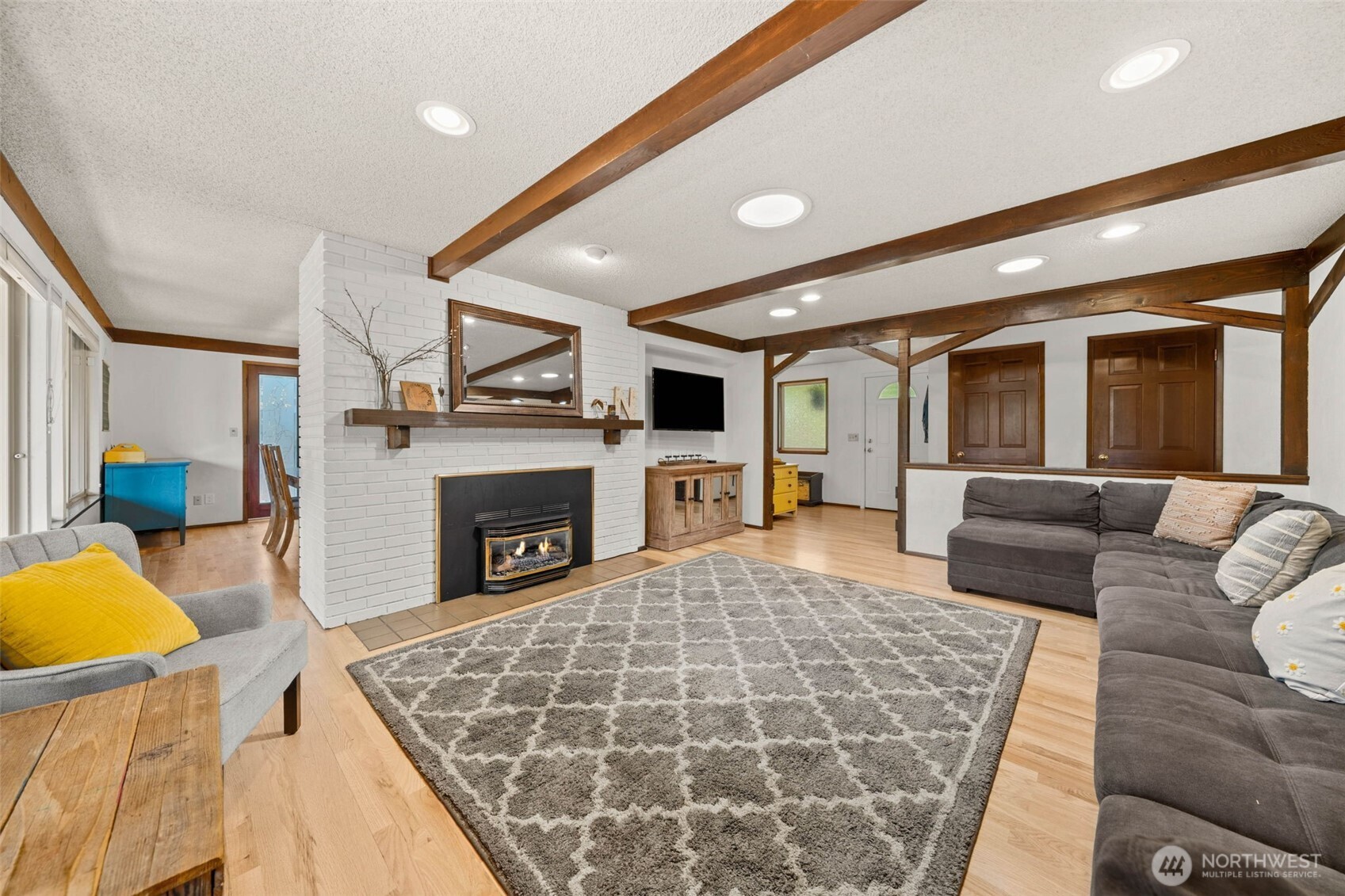 1550 Weathervane Drive Property Photo 4