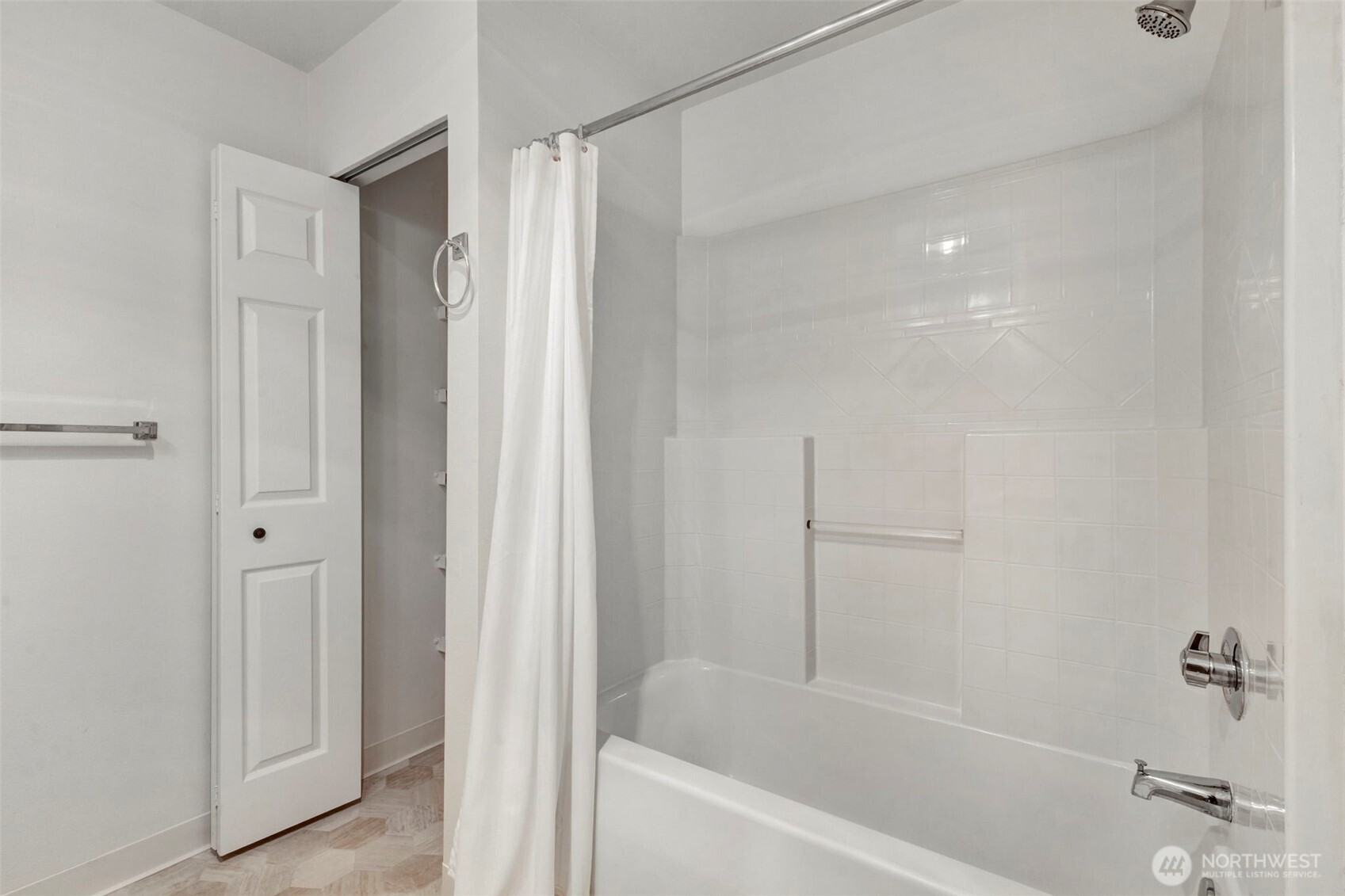 22104 41st Avenue 101 Property Photo 15