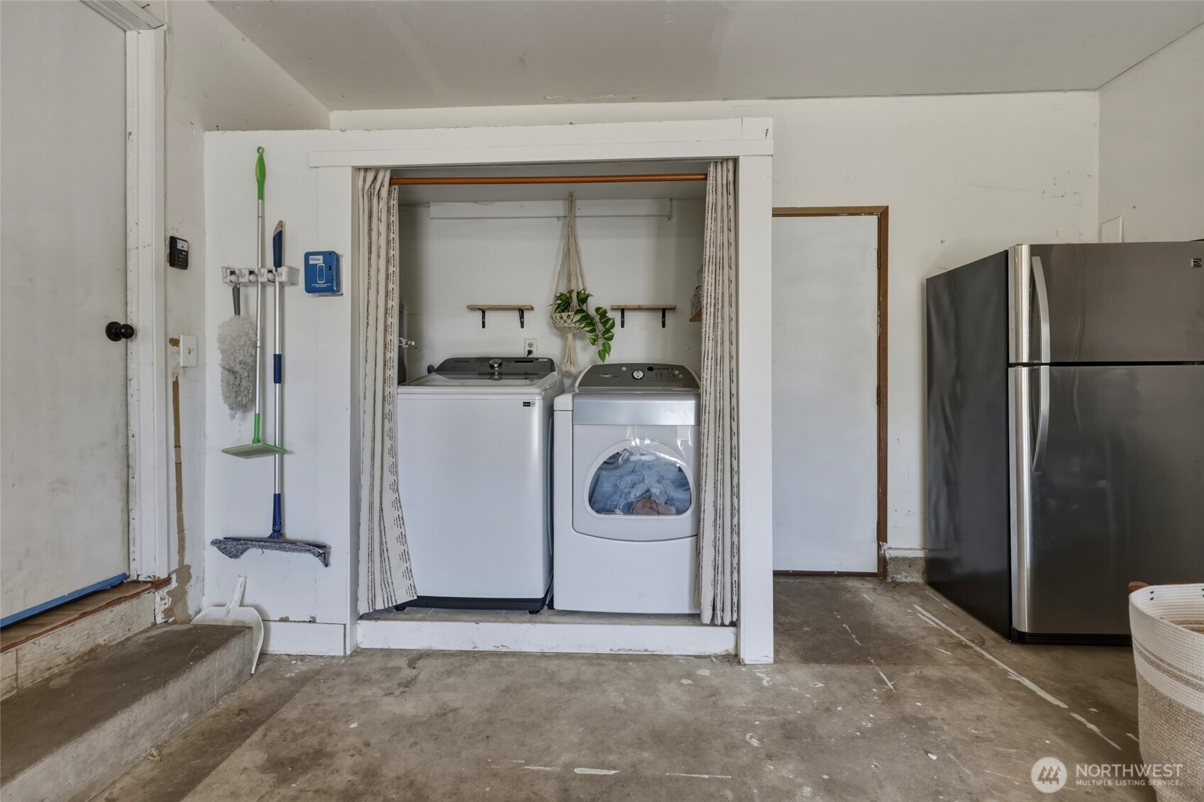 2940 Crowder Court Property Photo 25