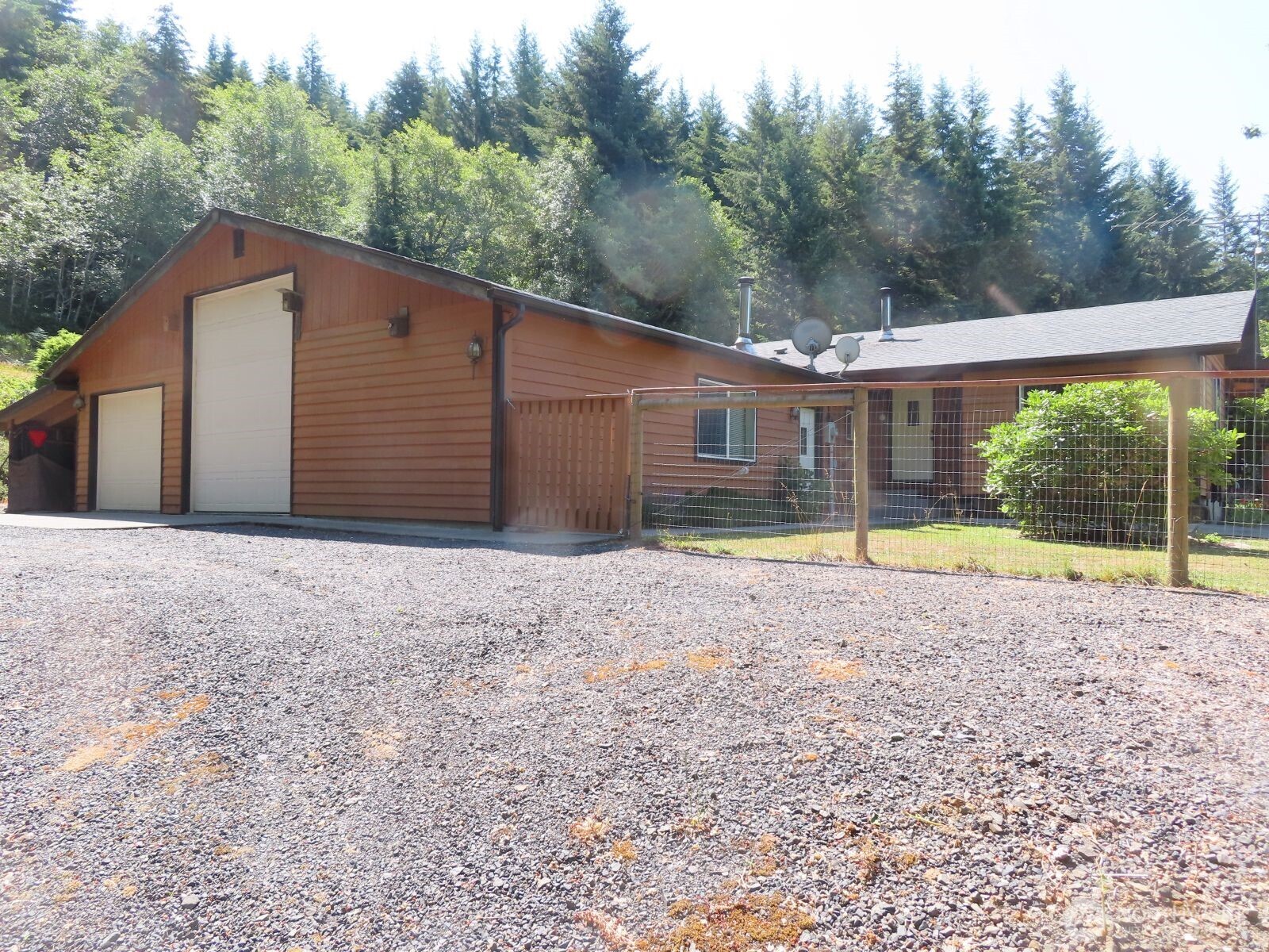 419 Meskill Road Property Photo 1
