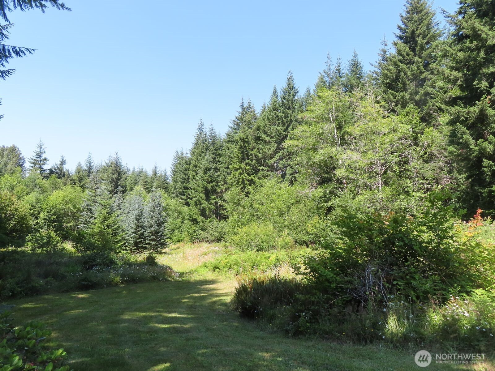 419 Meskill Road Property Photo 20
