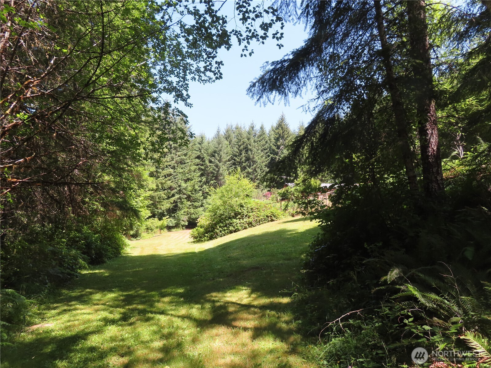 419 Meskill Road Property Photo 32