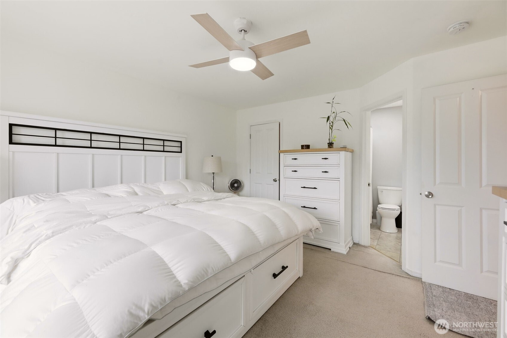 303 E Highland Drive Property Photo 15