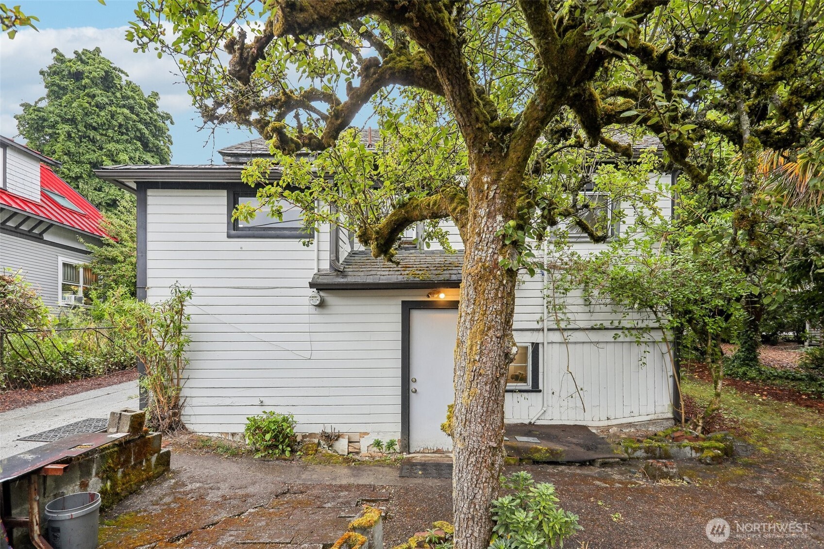 1807 30th Avenue Property Photo 28