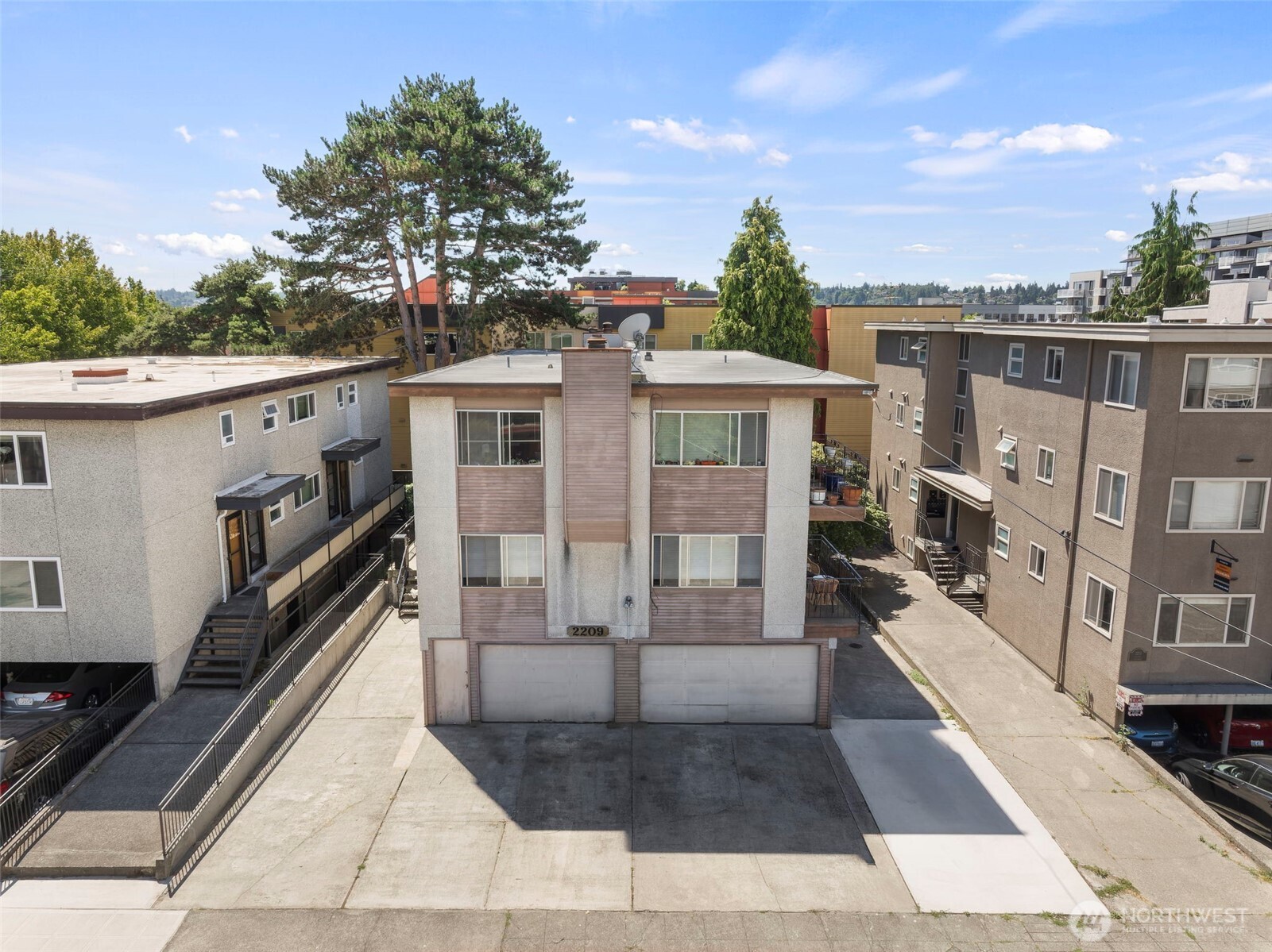 2209 NW 59th Street Property Photo 1