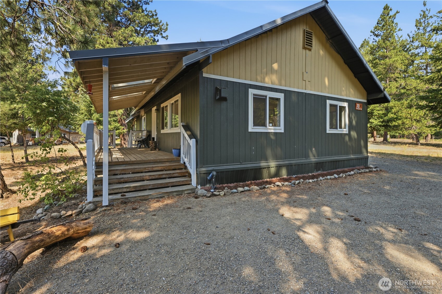 70 Hummingbird Lane Property Photo 1