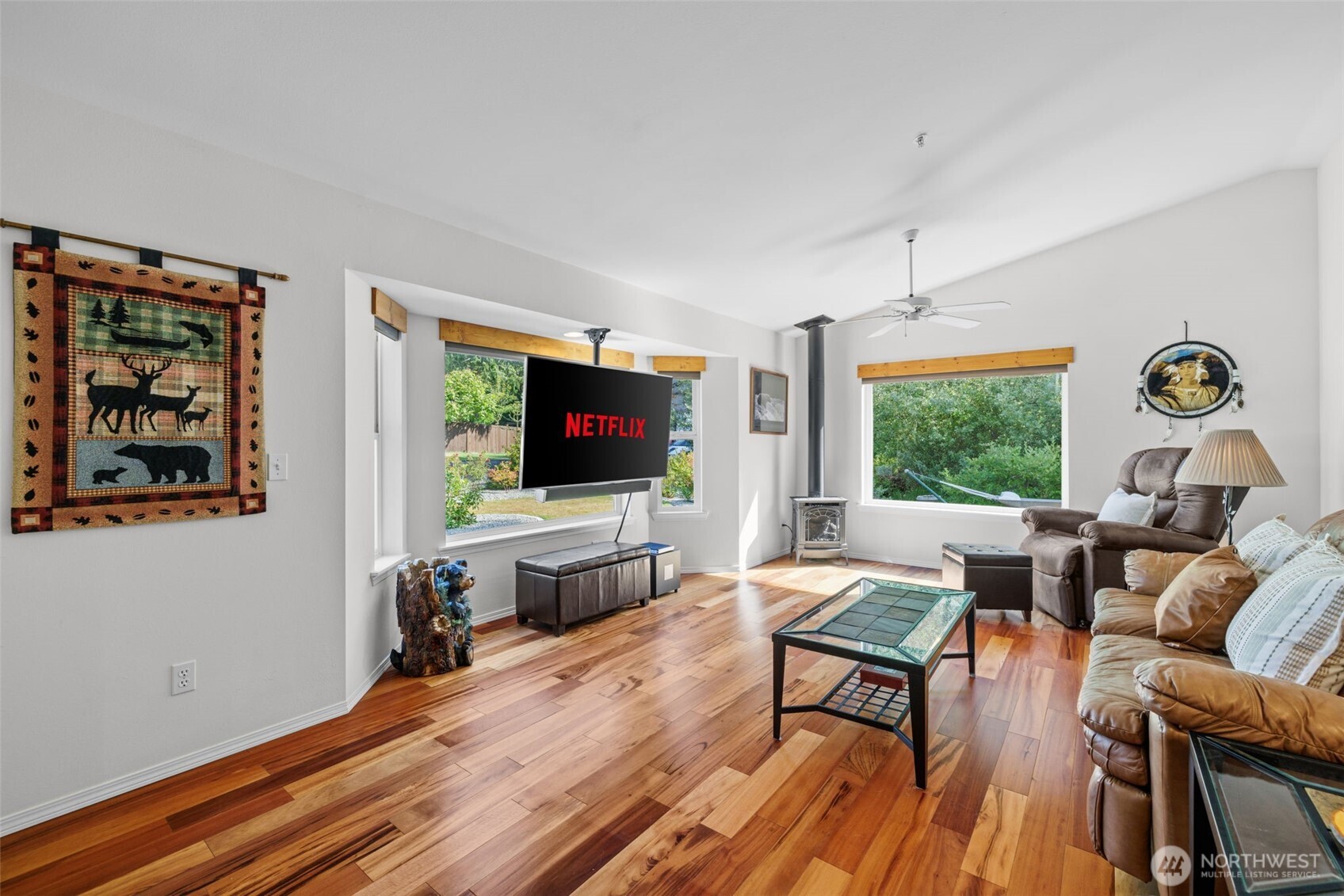7506 52nd Place Property Photo 11