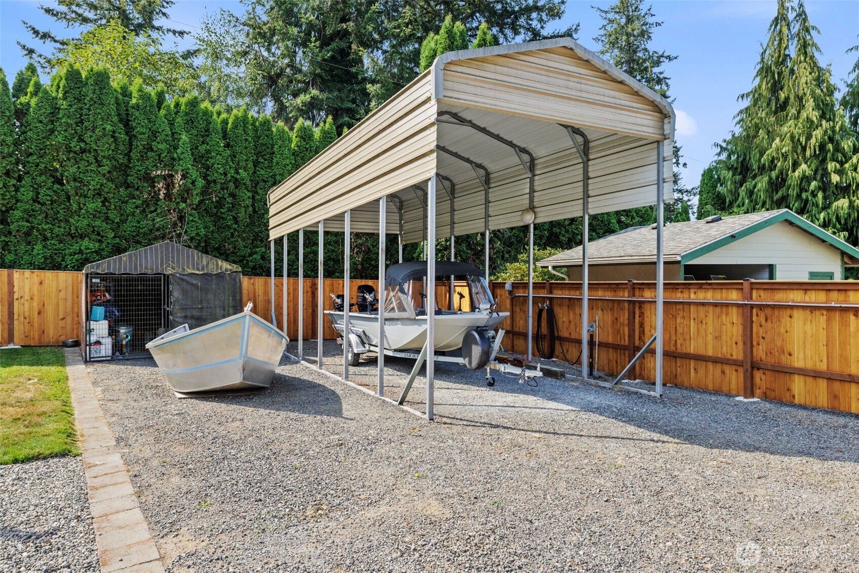 7506 52nd Place Property Photo 37