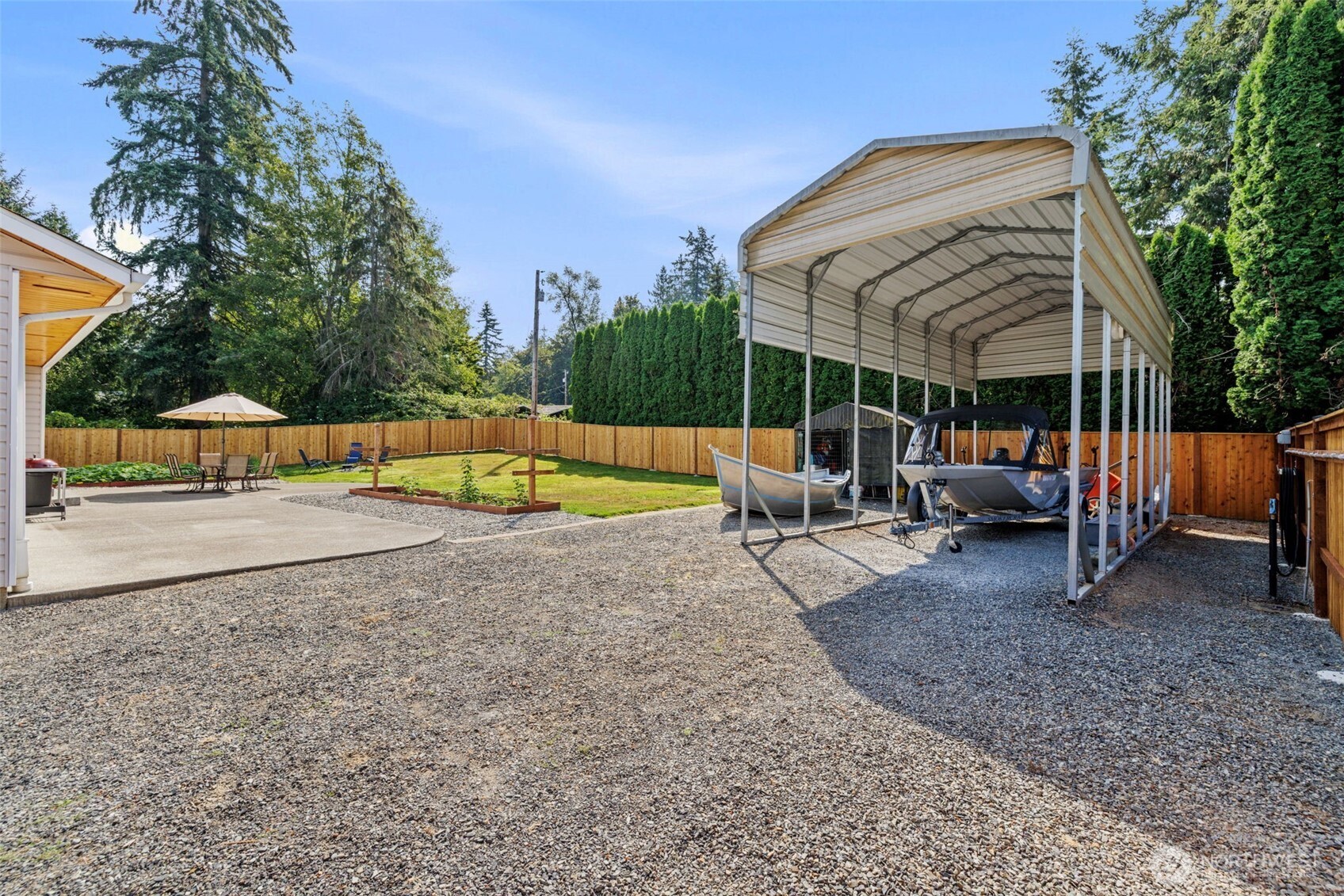 7506 52nd Place Property Photo 38