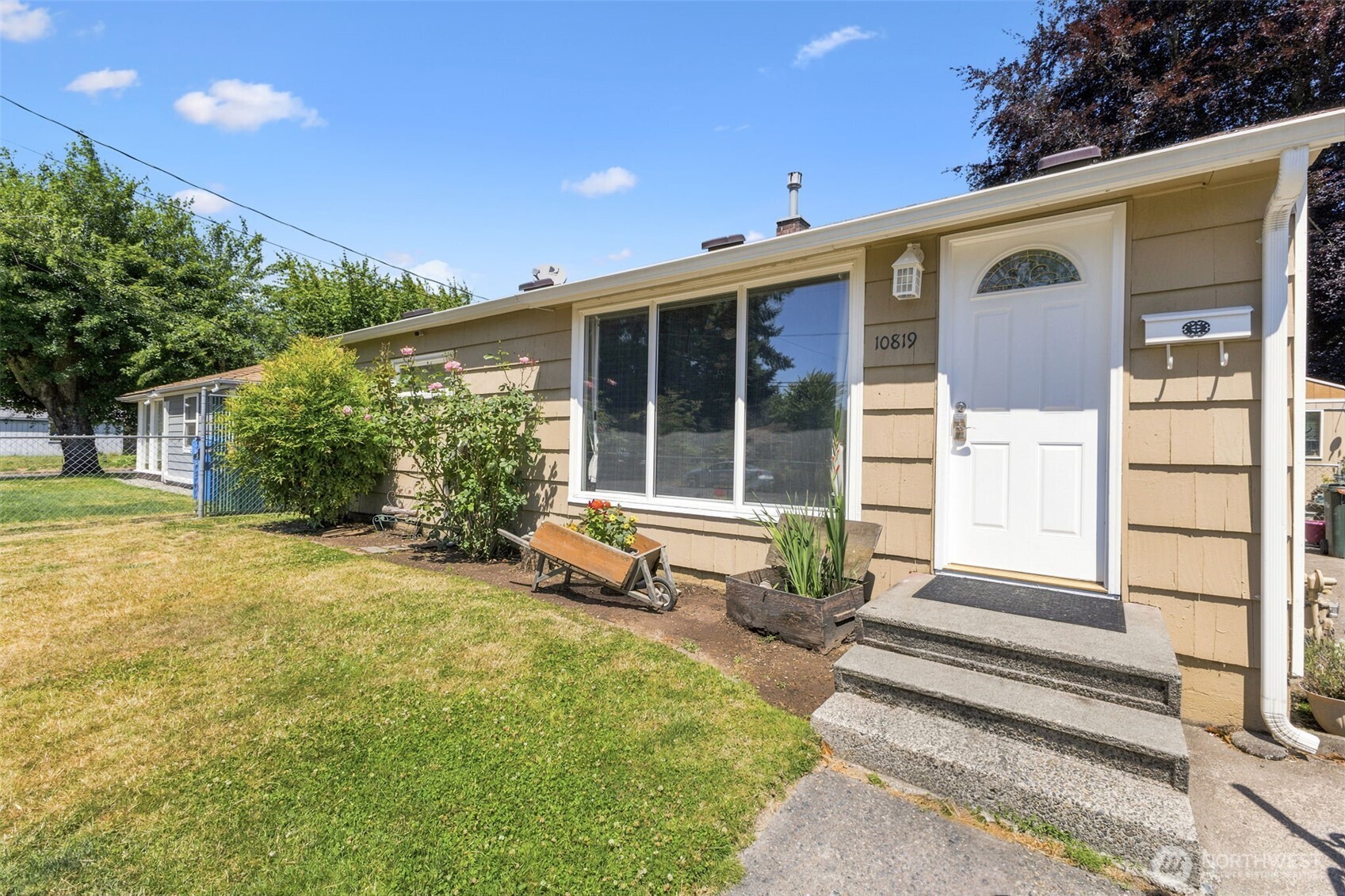 10819 53rd Street Ct Property Photo 3