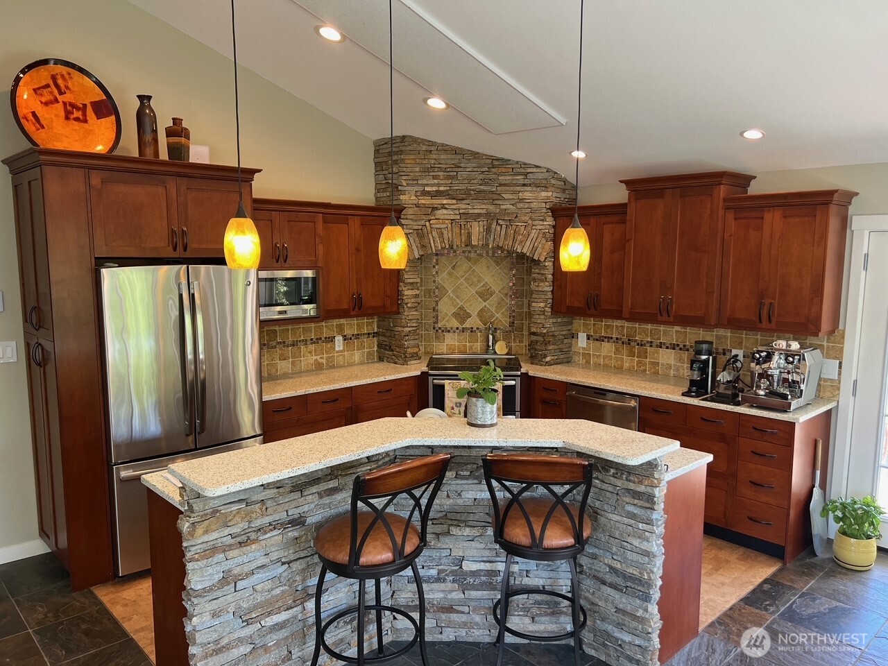 6036 N Star Road Property Photo 3