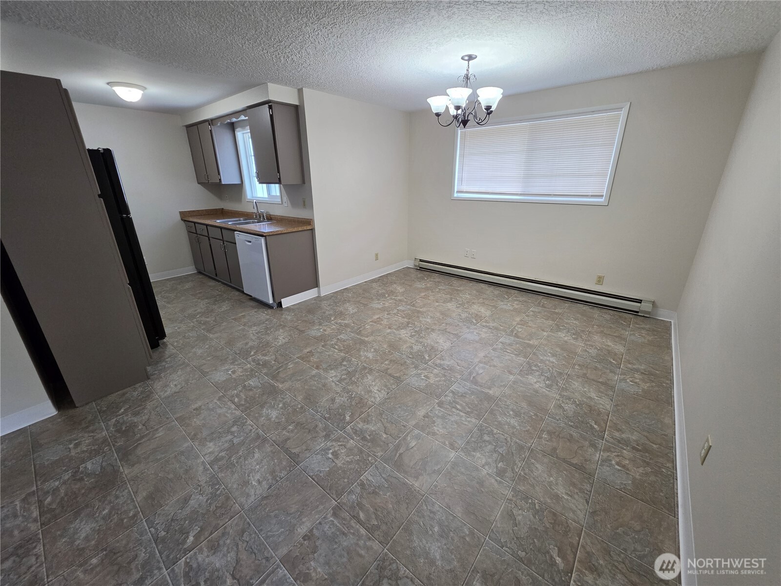 1407 Bowmont Avenue Property Photo 6