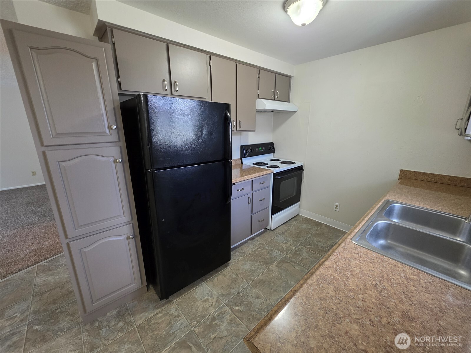 1407 Bowmont Avenue Property Photo 9