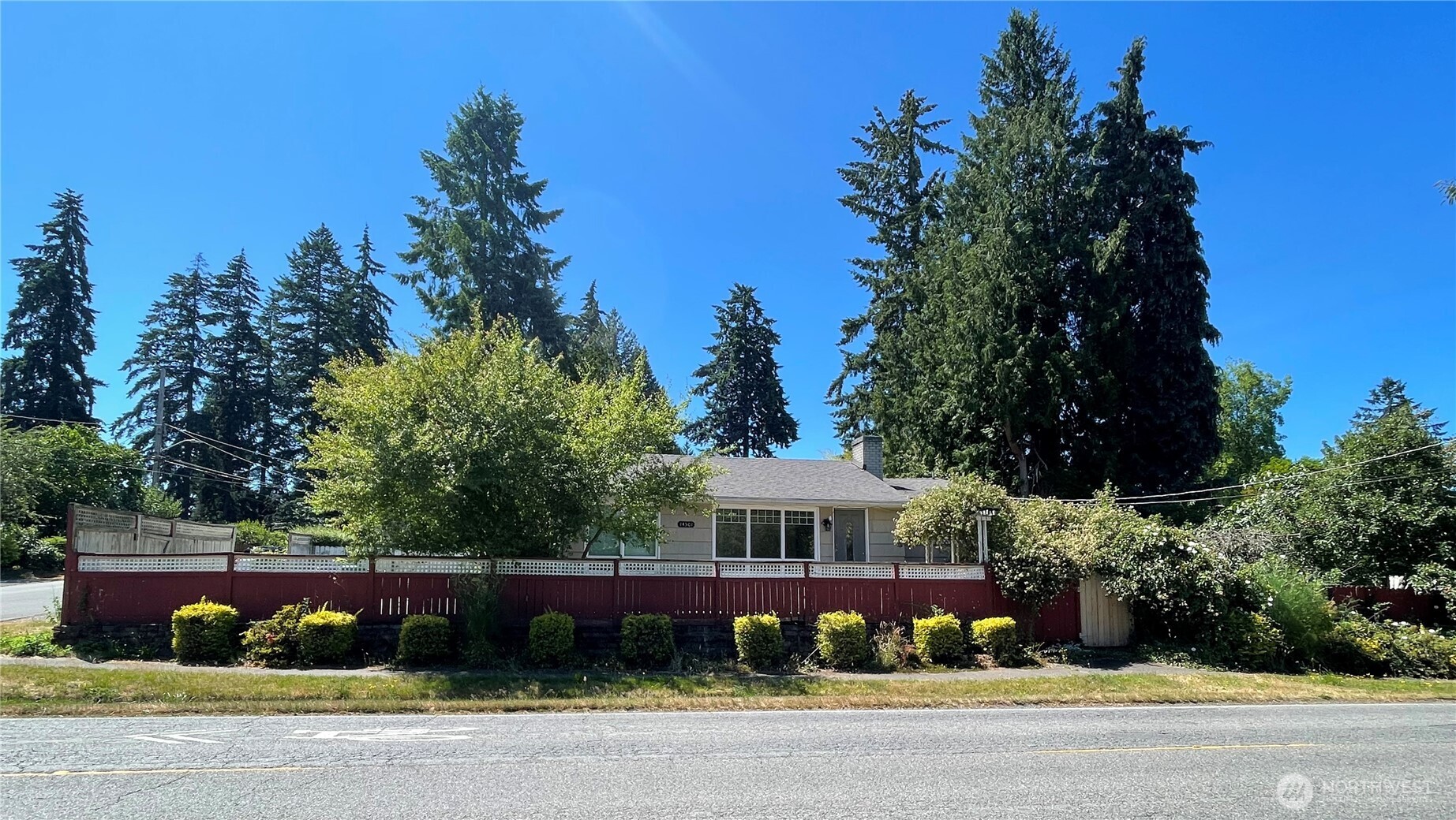 14301 Meridian Avenue Property Photo 1