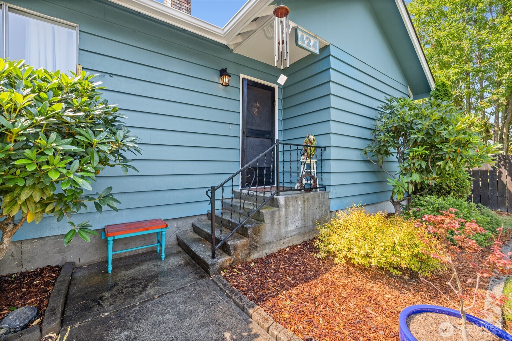 424 W 4th Street Property Photo 8
