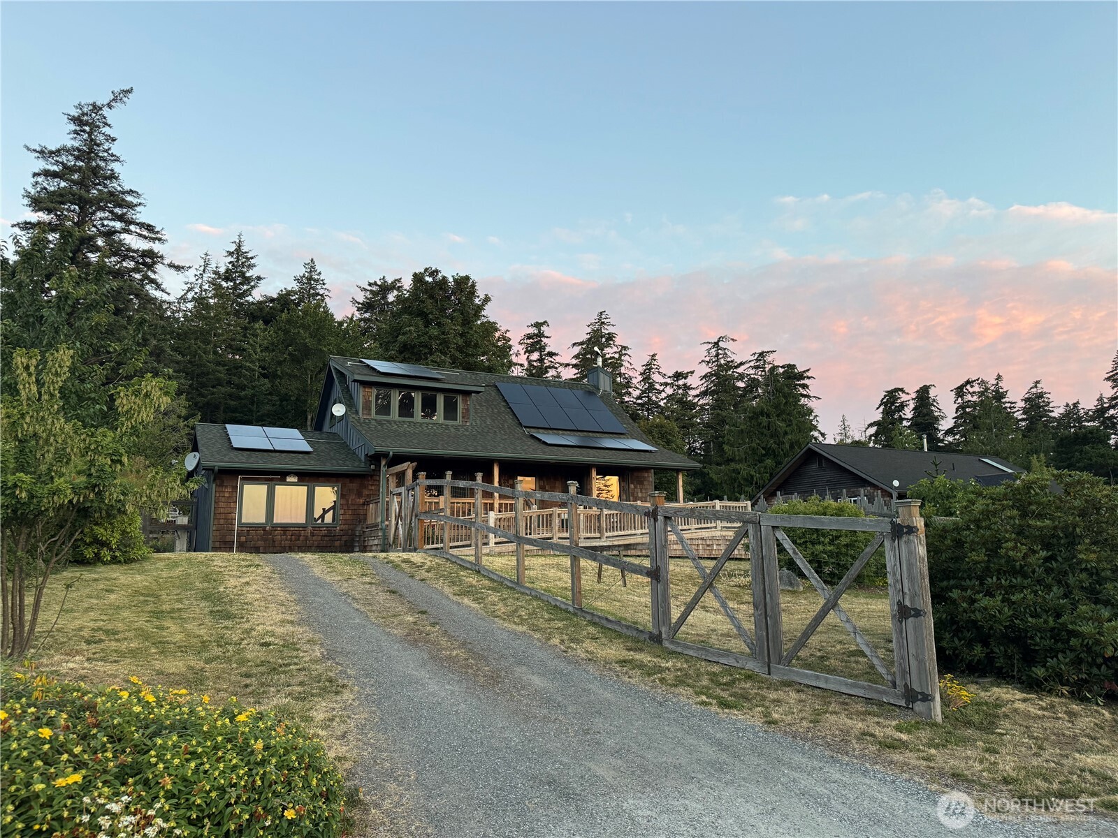 41 Mountain View Property Photo 1