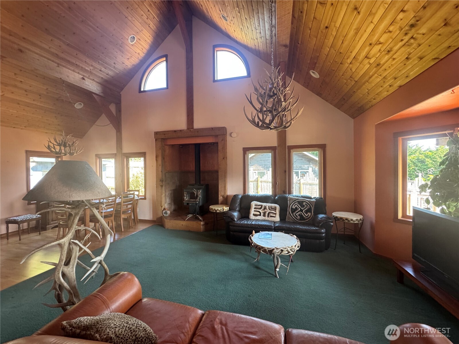 41 Mountain View Property Photo 7