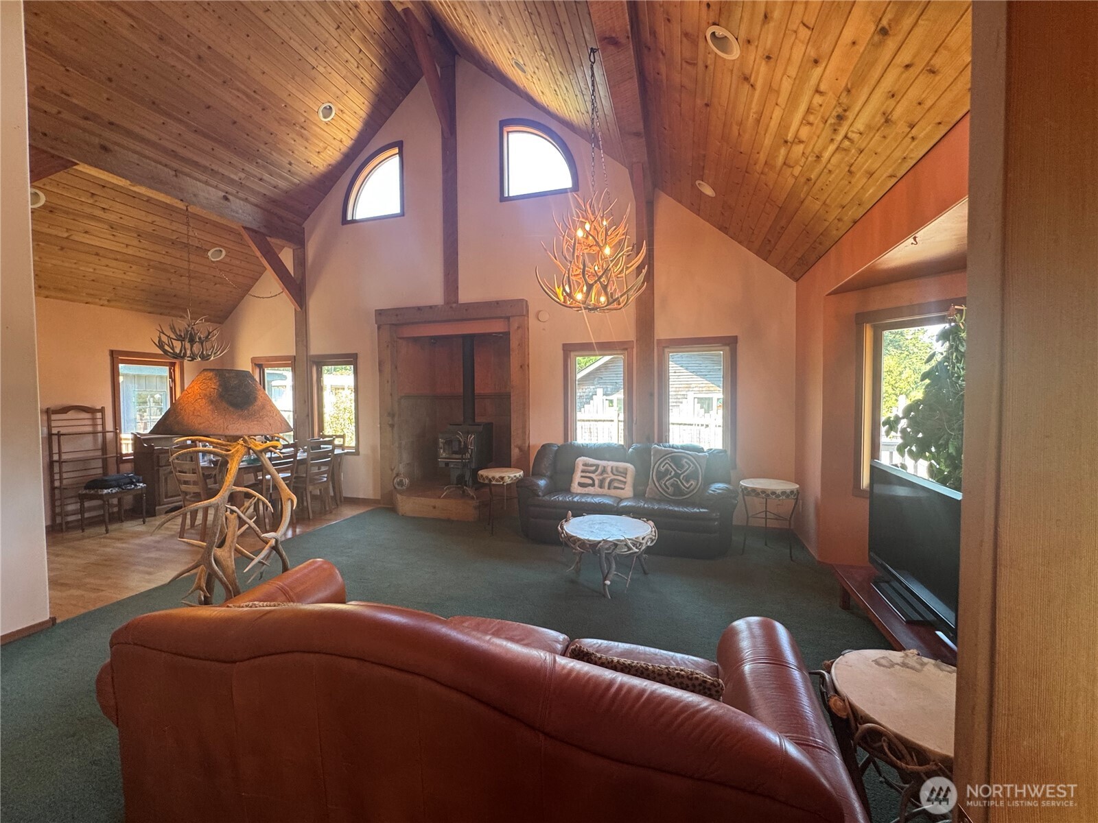 41 Mountain View Property Photo 8
