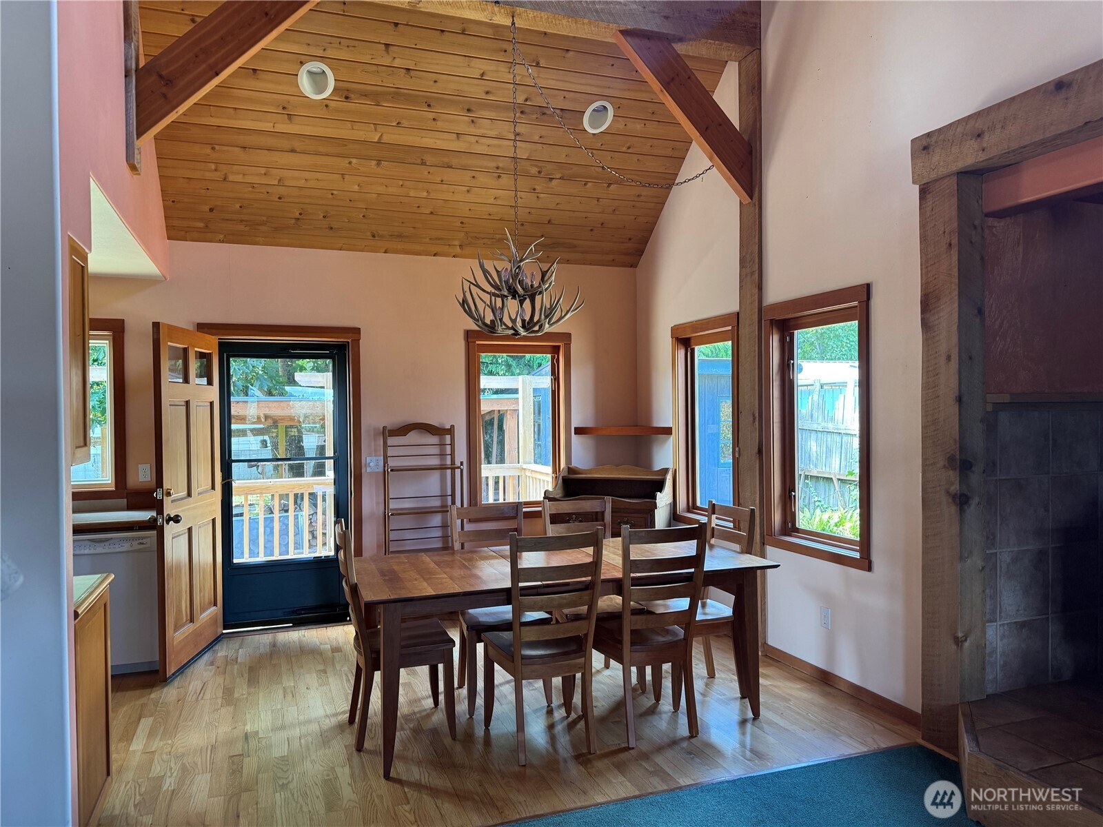 41 Mountain View Property Photo 12